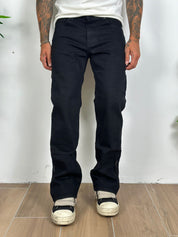 Baggy black