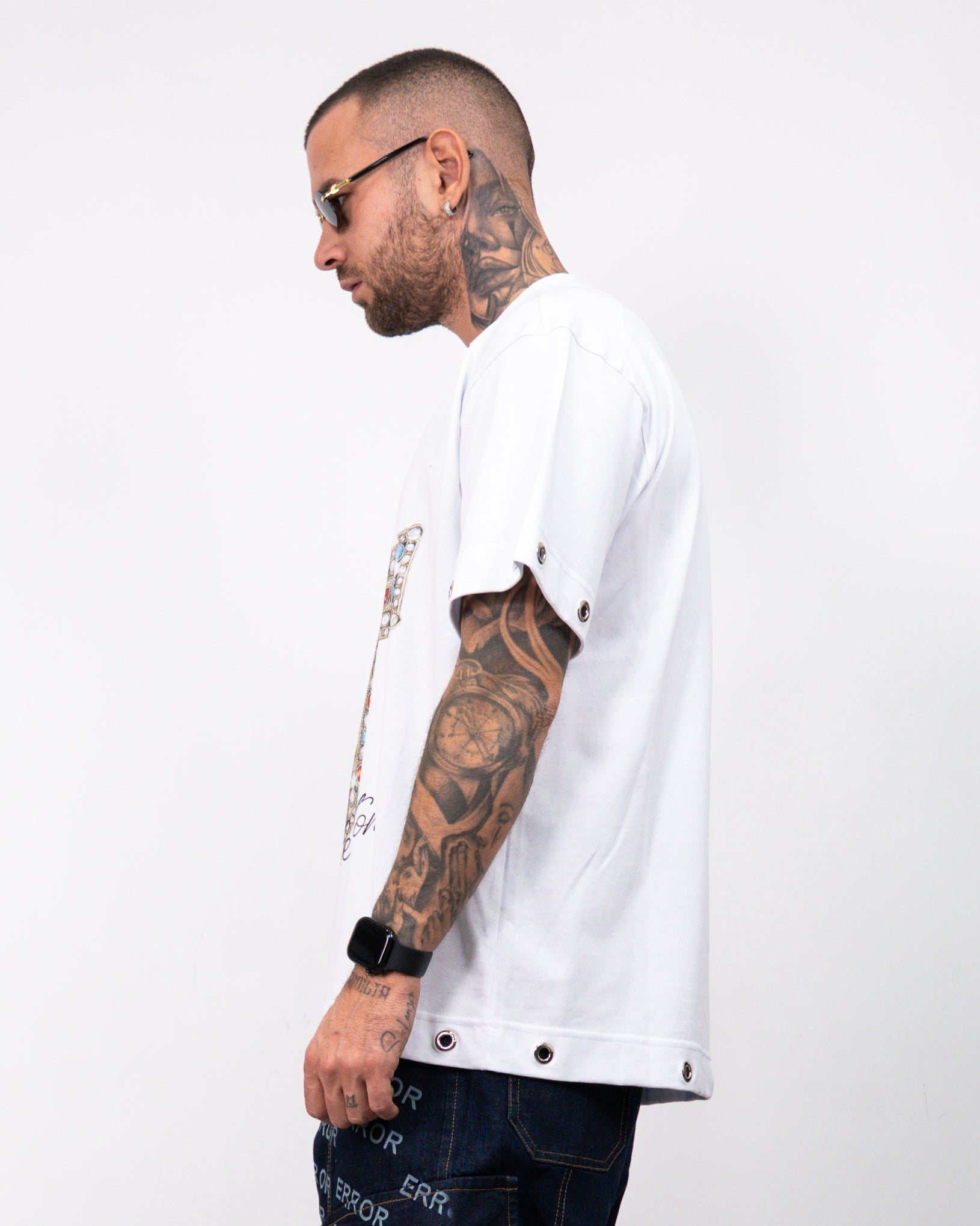 T-shirt croce occhielli