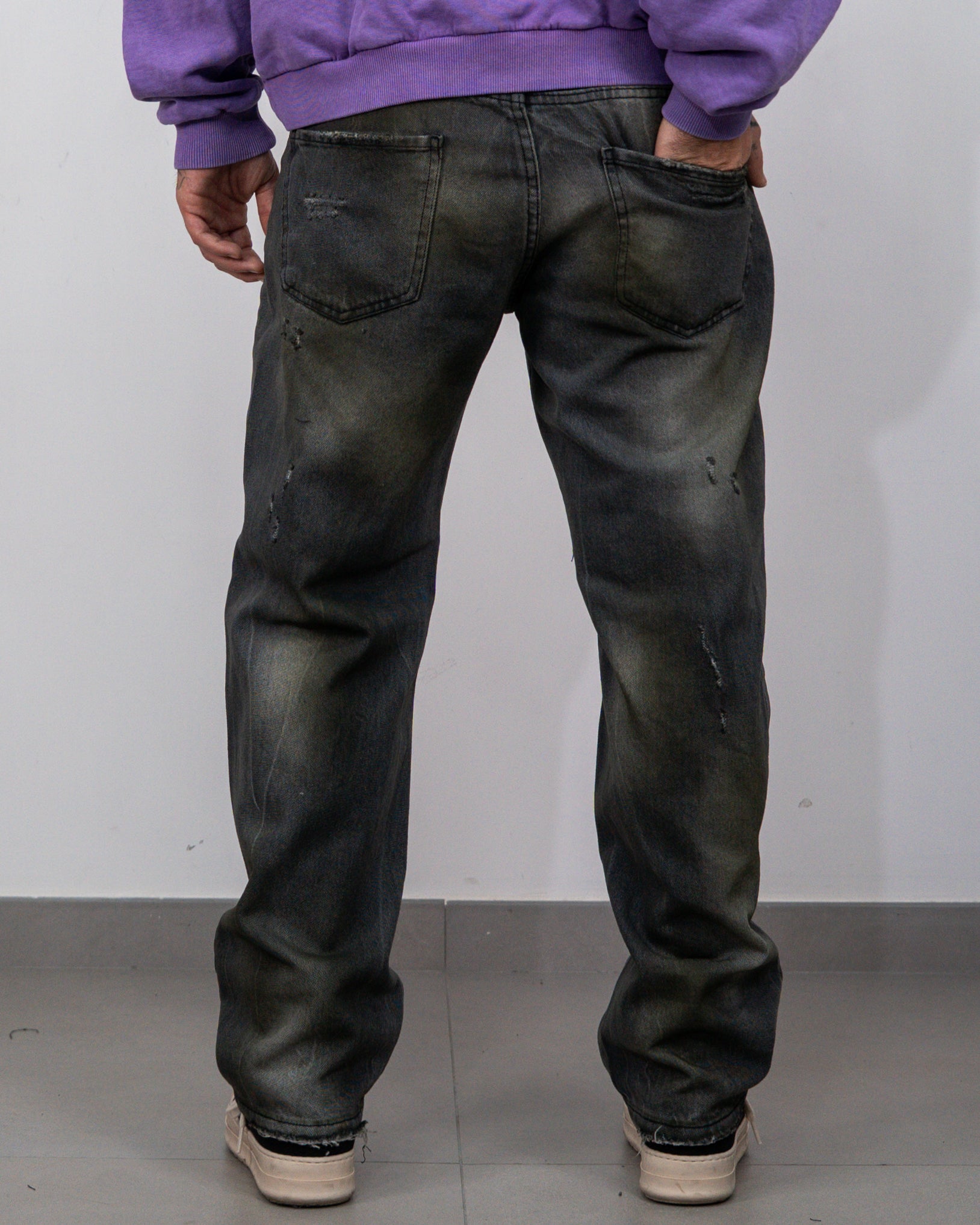 Straight fit spider effect black