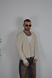 Cardigan abrasioni