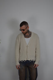 Cardigan abrasioni