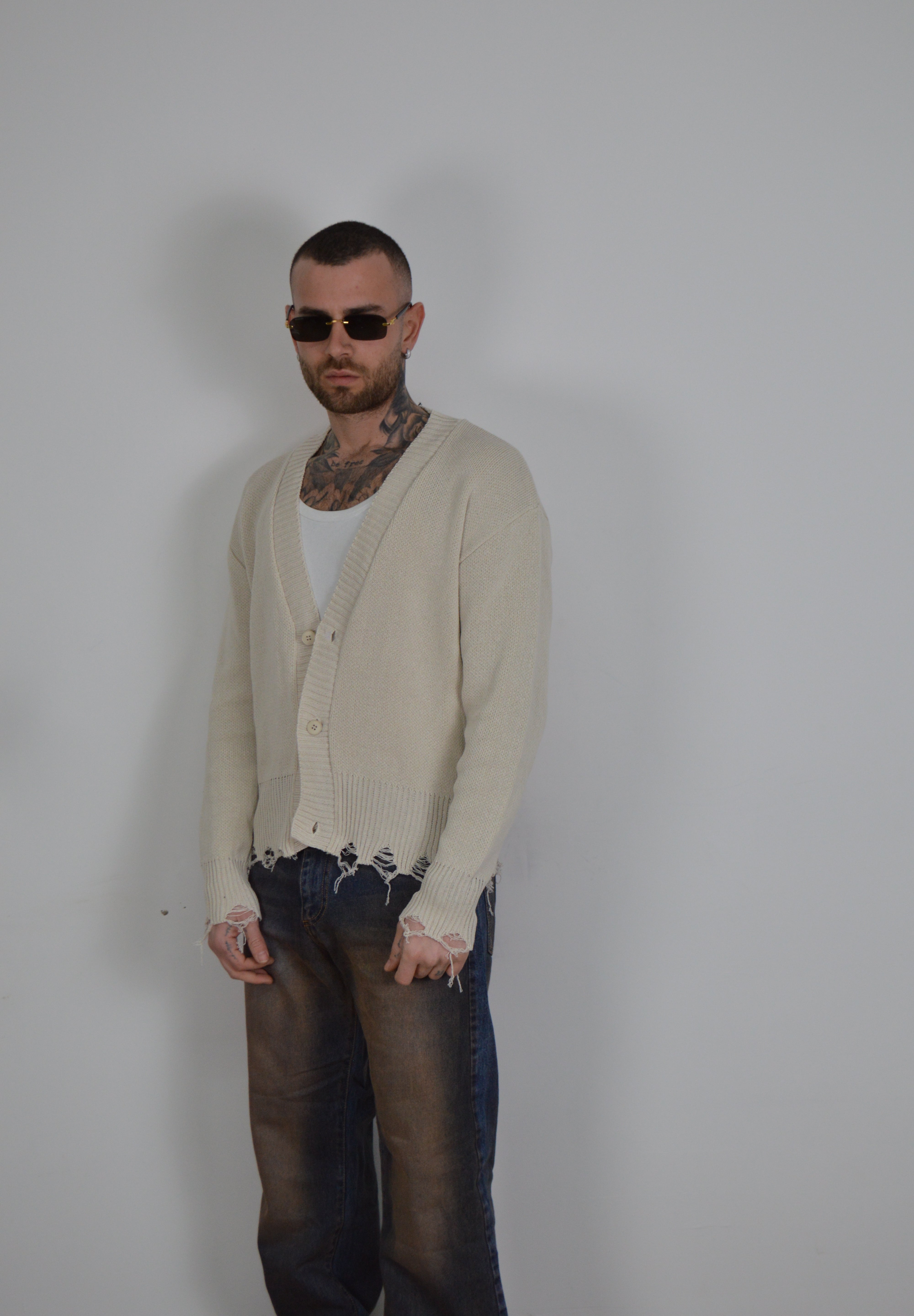 Cardigan abrasioni
