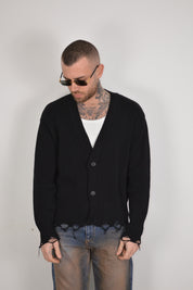 Cardigan abrasioni