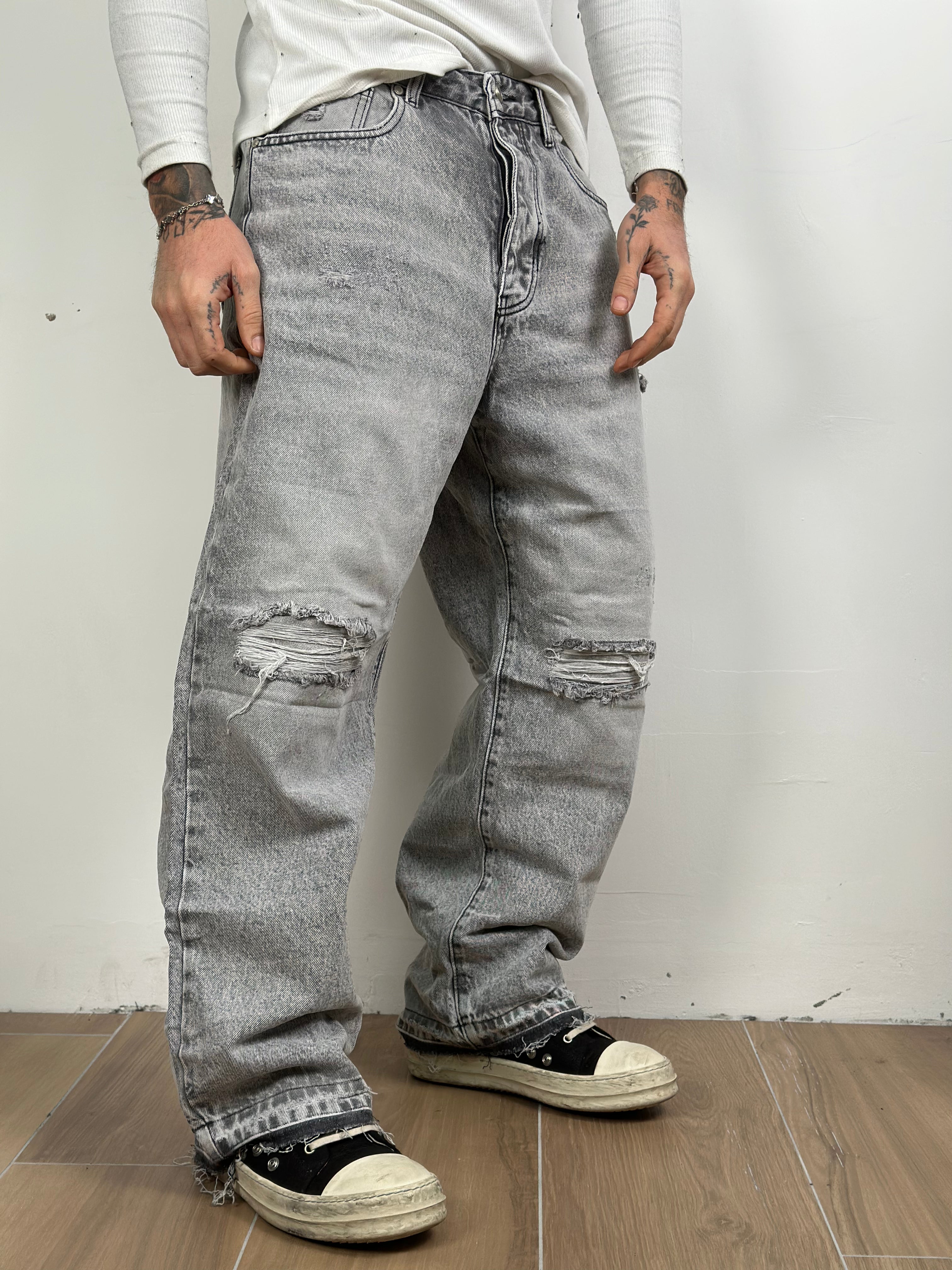 baggy super grey
