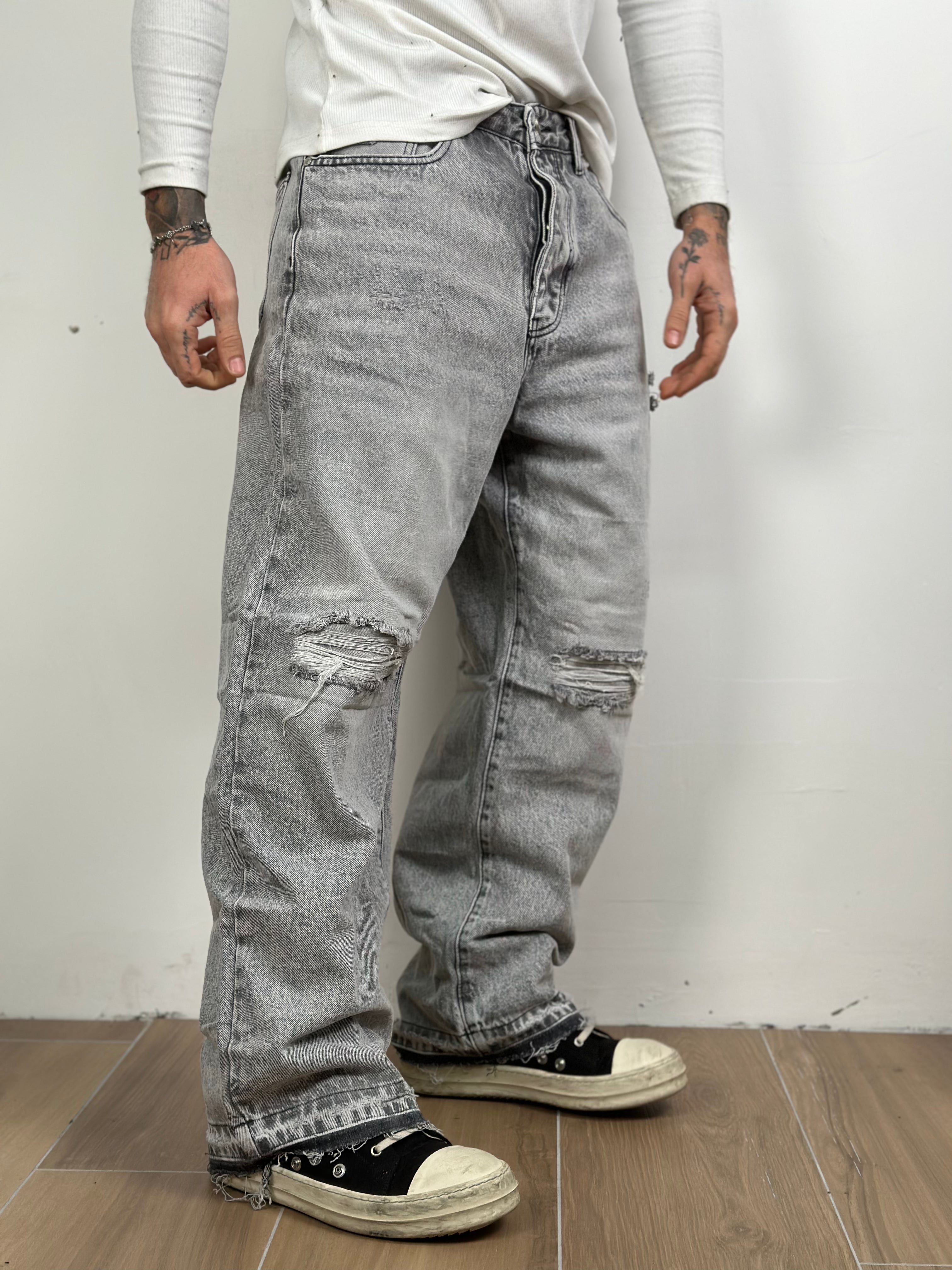 baggy super grey