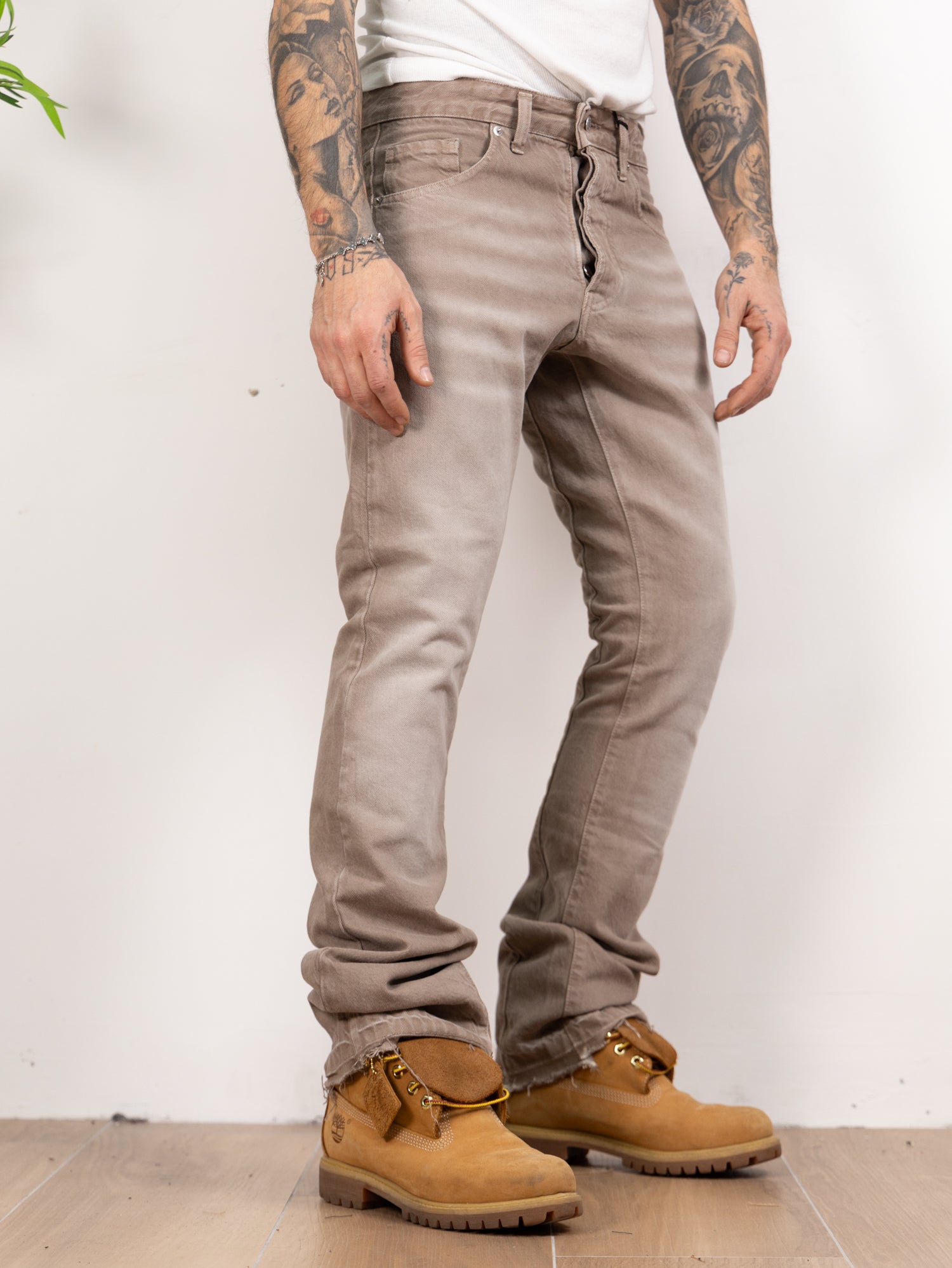 Flare brown