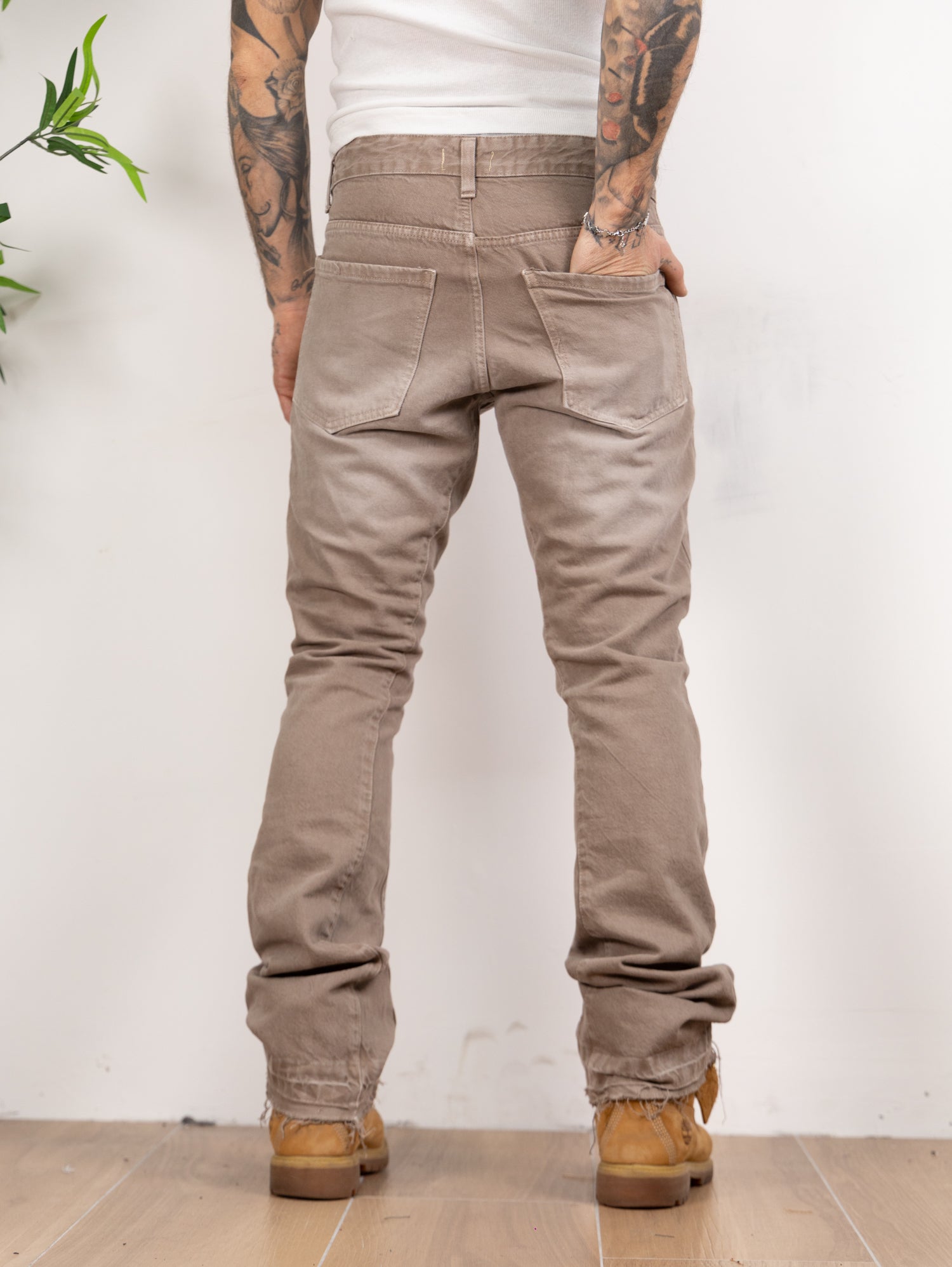 Flare brown
