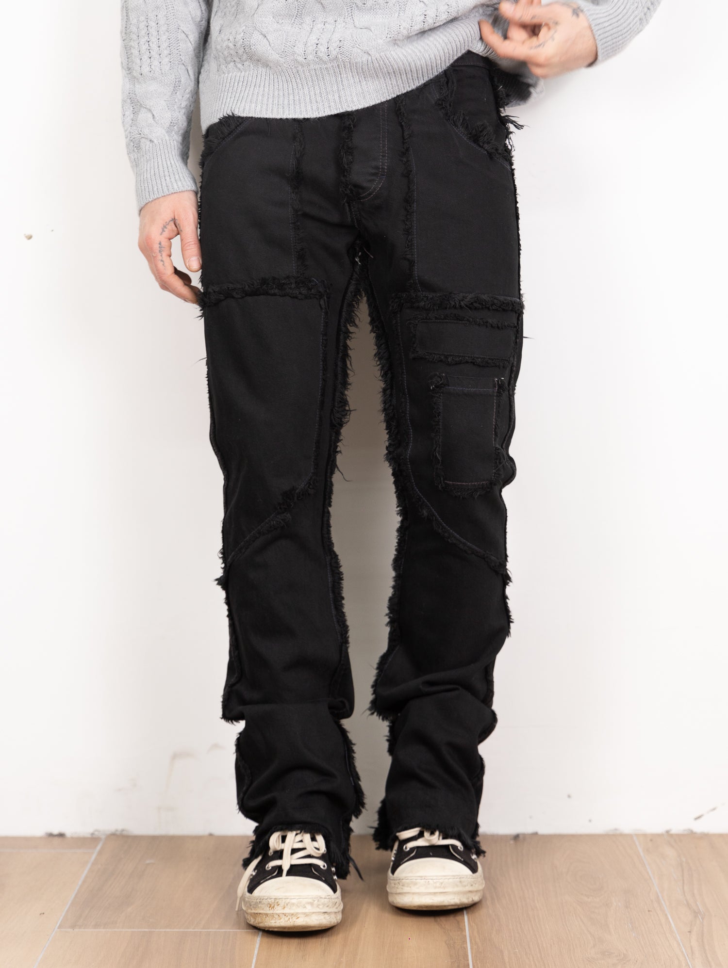 Flare black