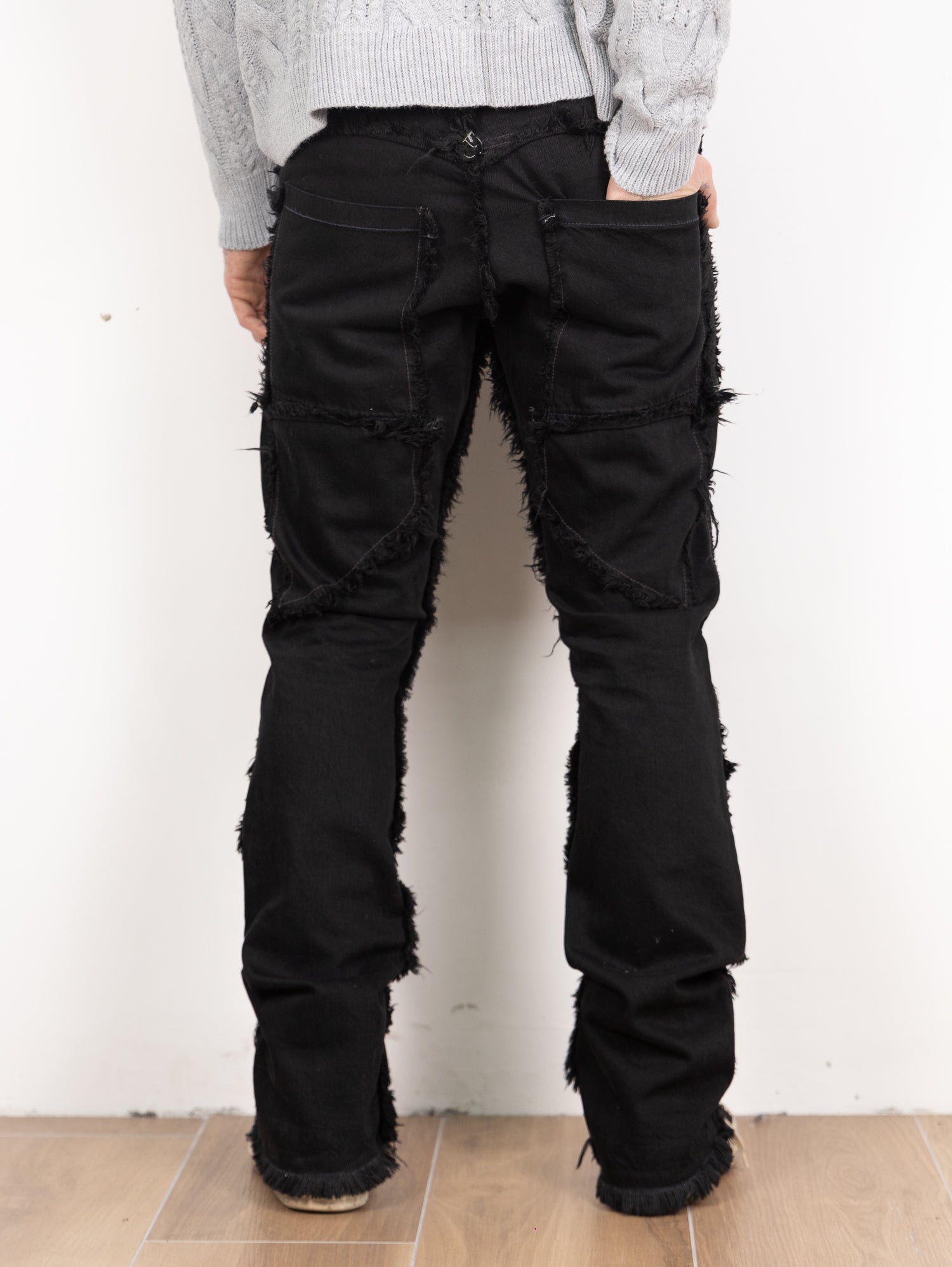 Flare black