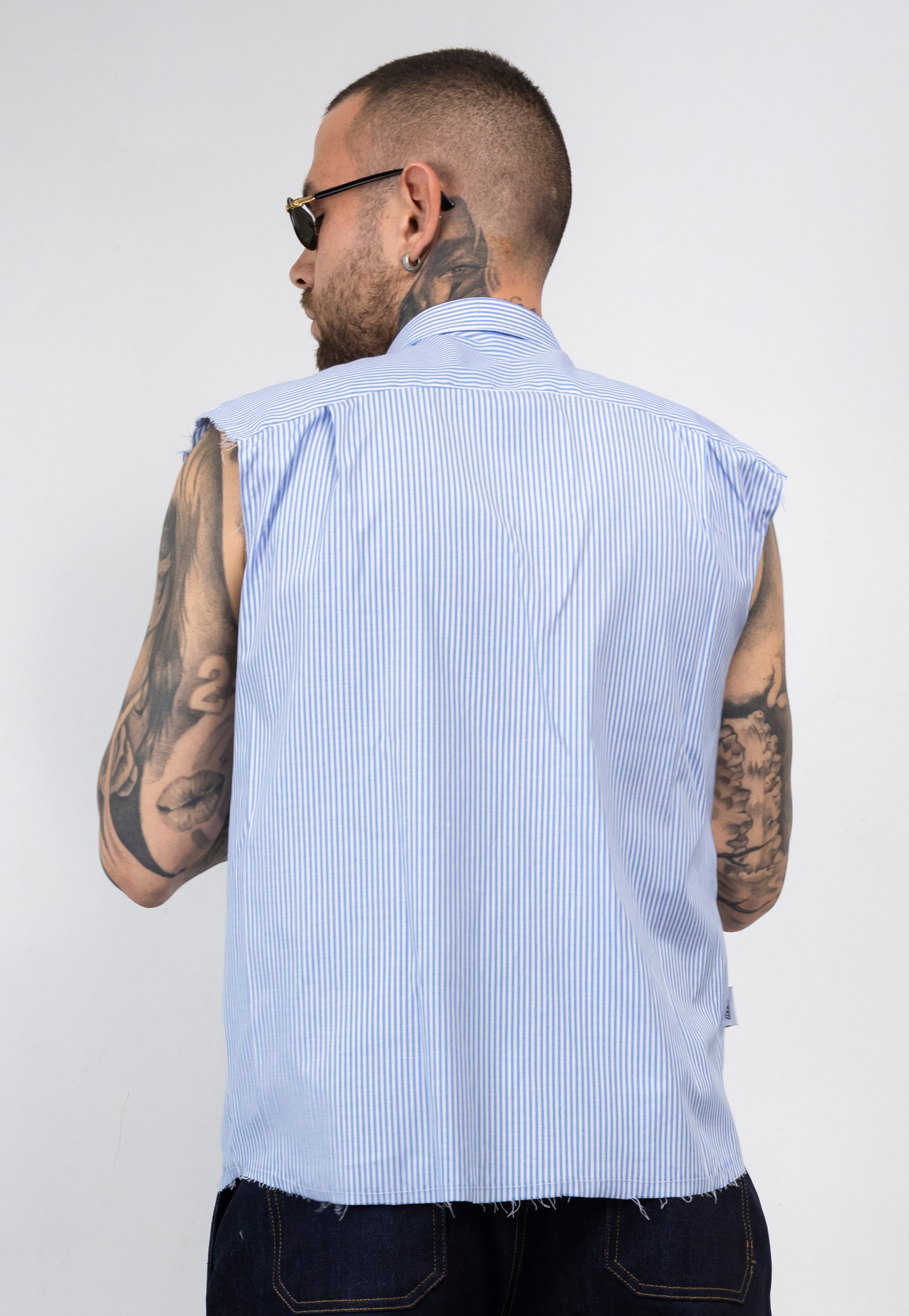 Camicia Smanicata Oversize a Righe