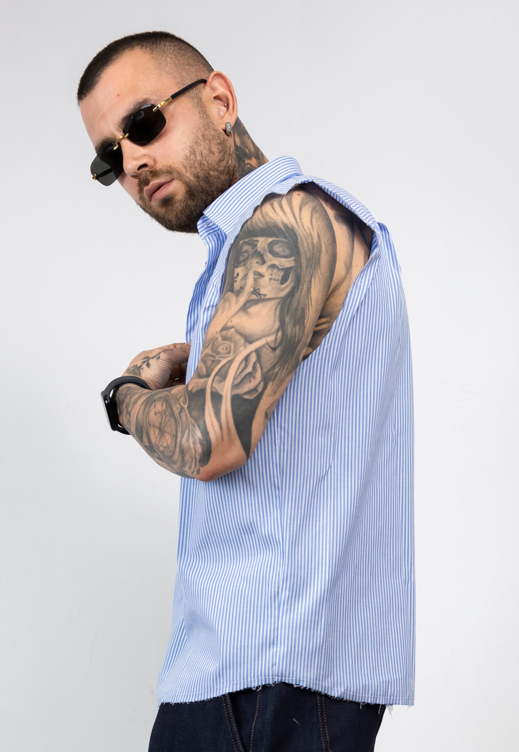 Camicia Smanicata Oversize a Righe