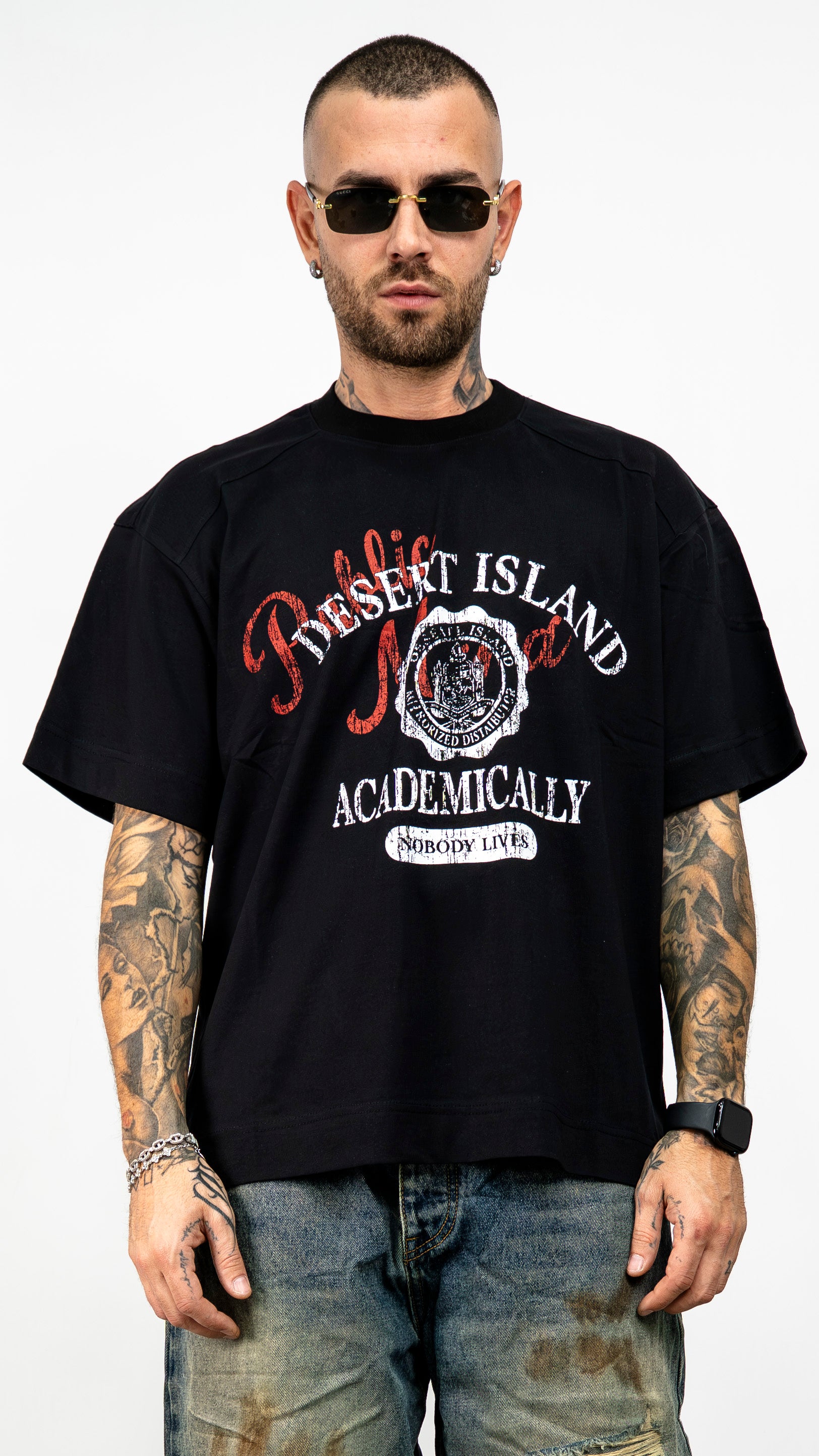 T-shirt island
