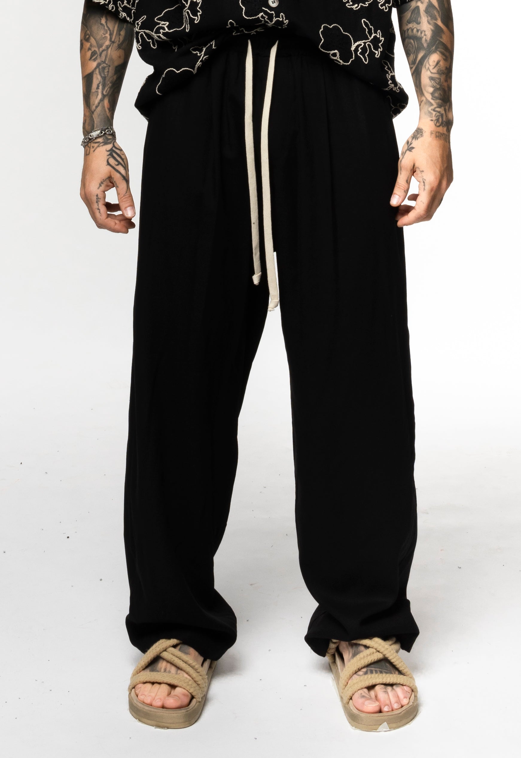 Pantalaccio in lino fondo largo
