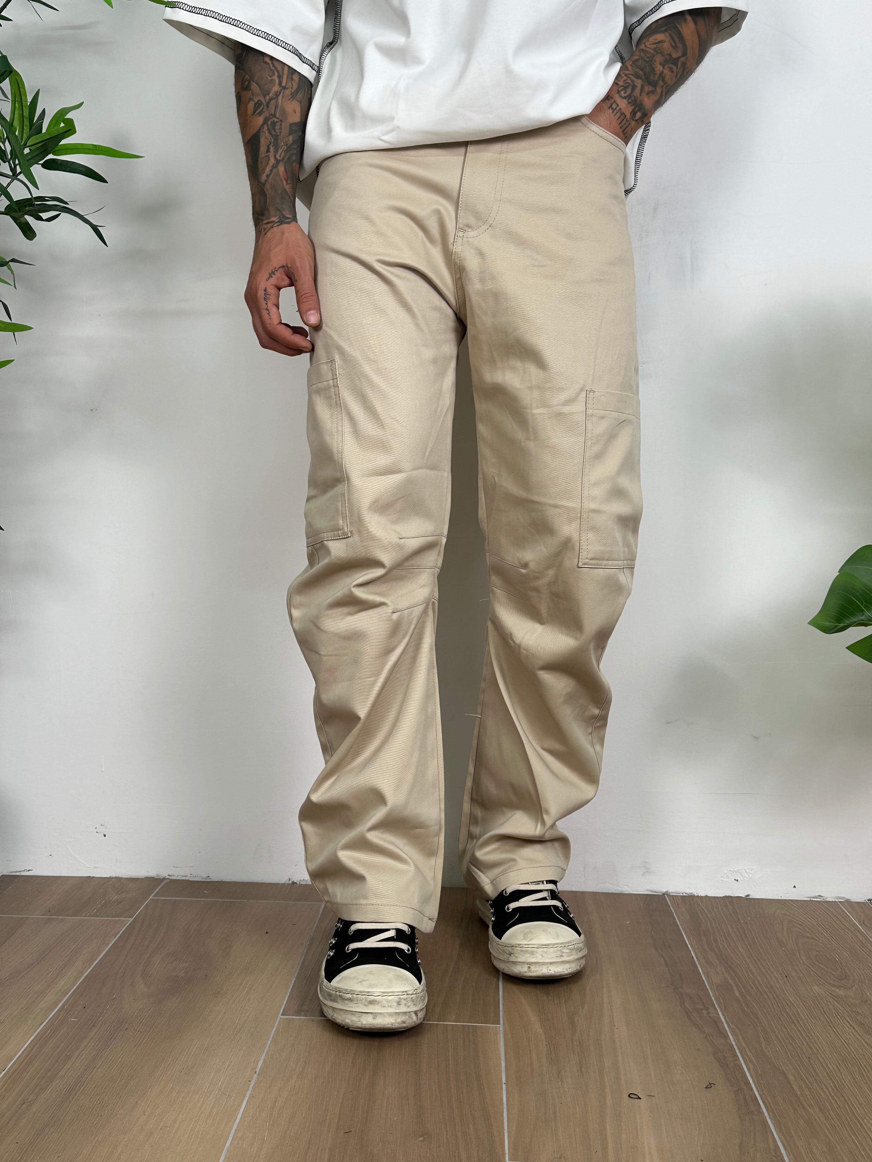 Cargo bull present