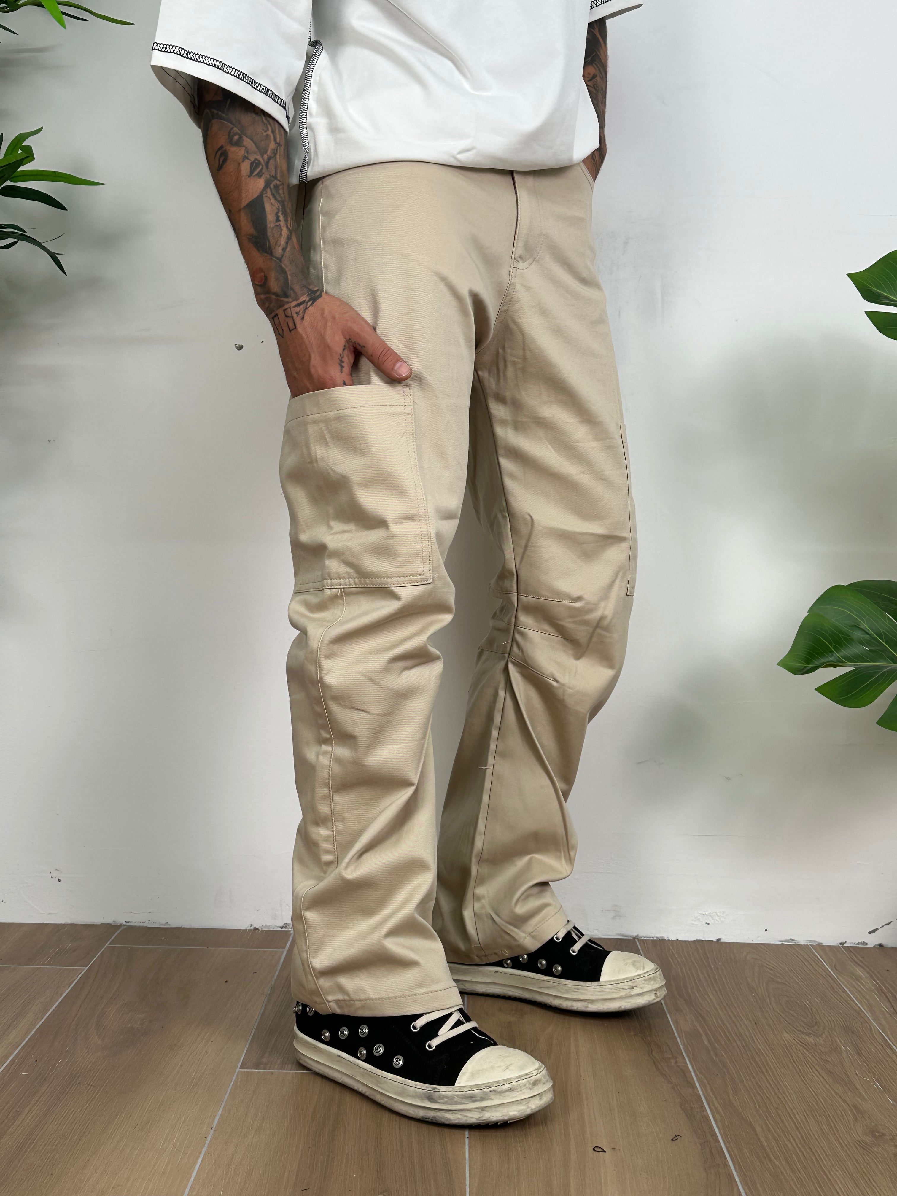 Cargo bull present
