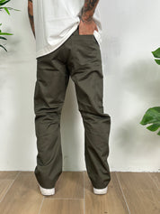 Cargo bull present