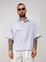 Camicia a righe con dettaglio frontale