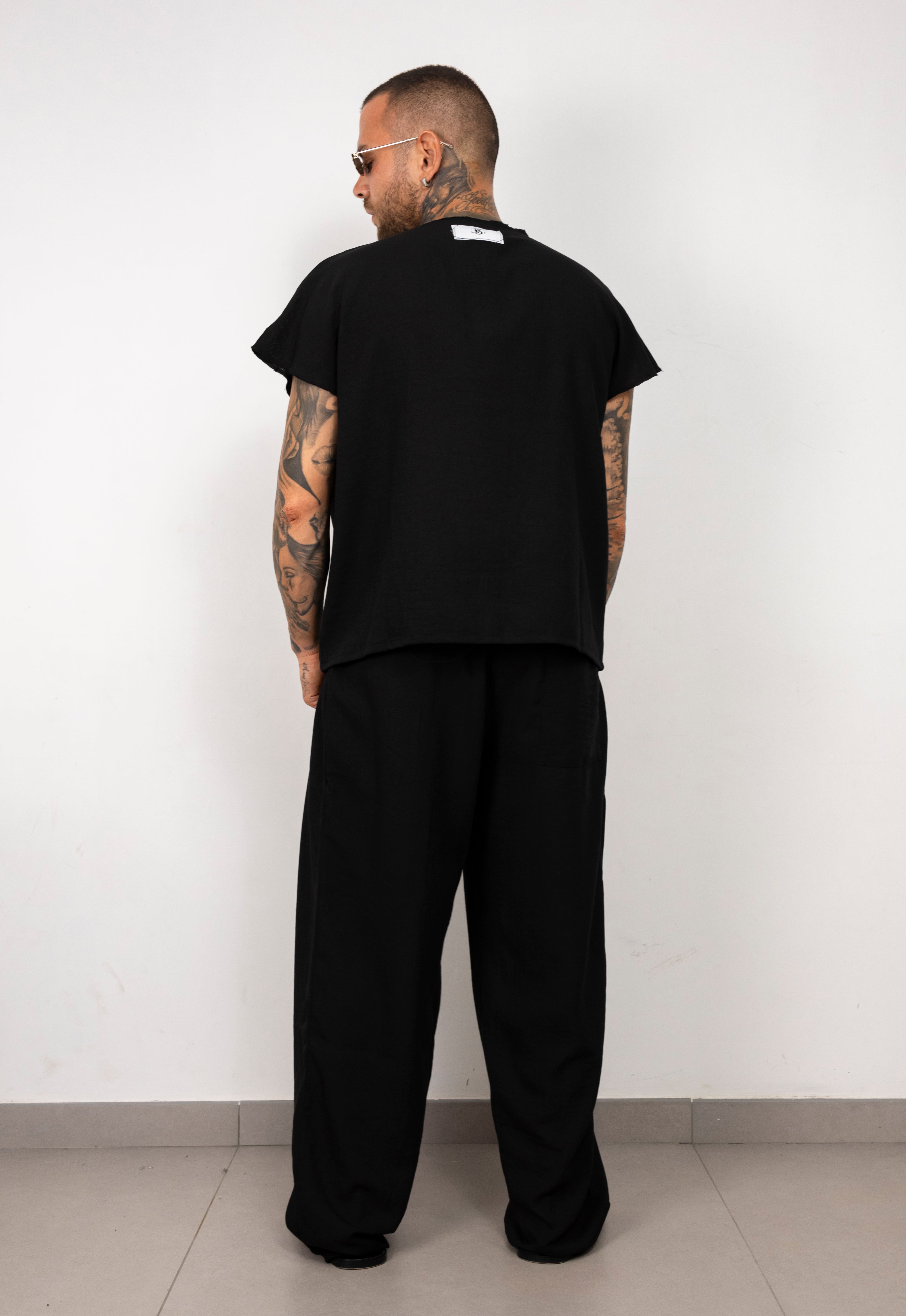 Coordinato t-shirt smanicata e pantalone