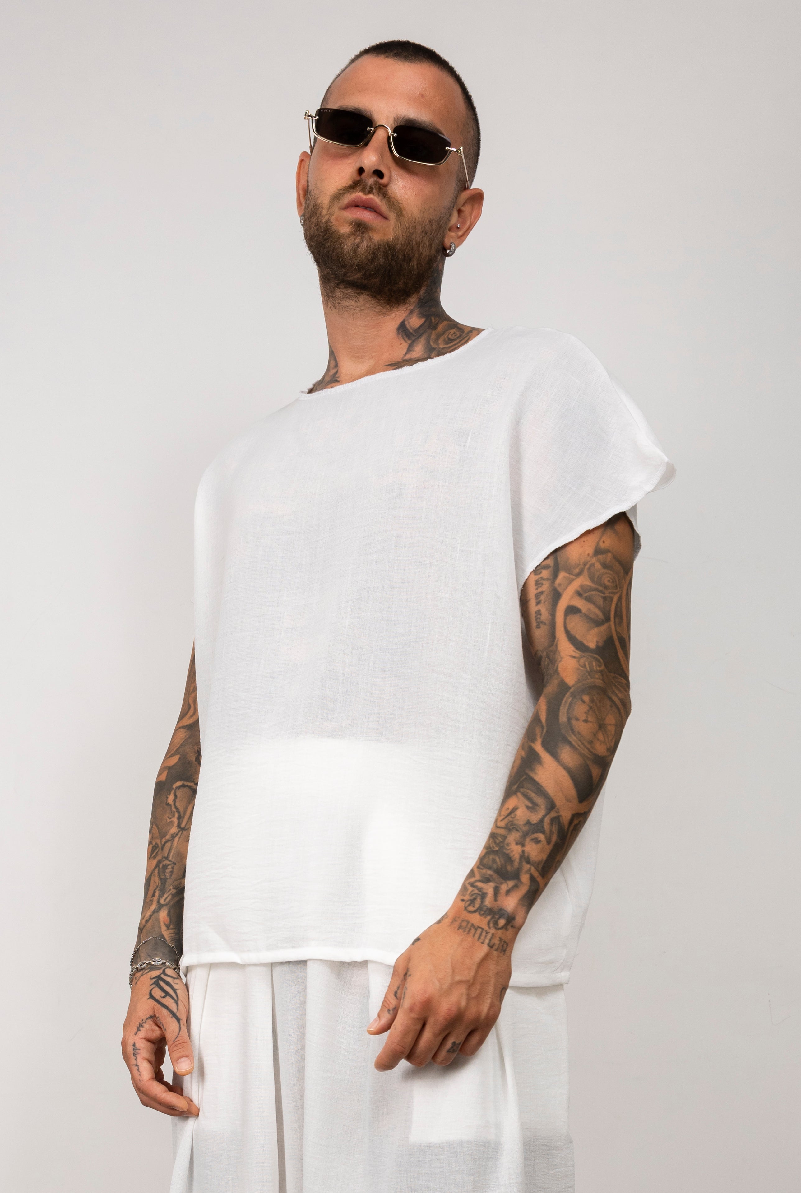 Coordinato t-shirt smanicata e pantalone