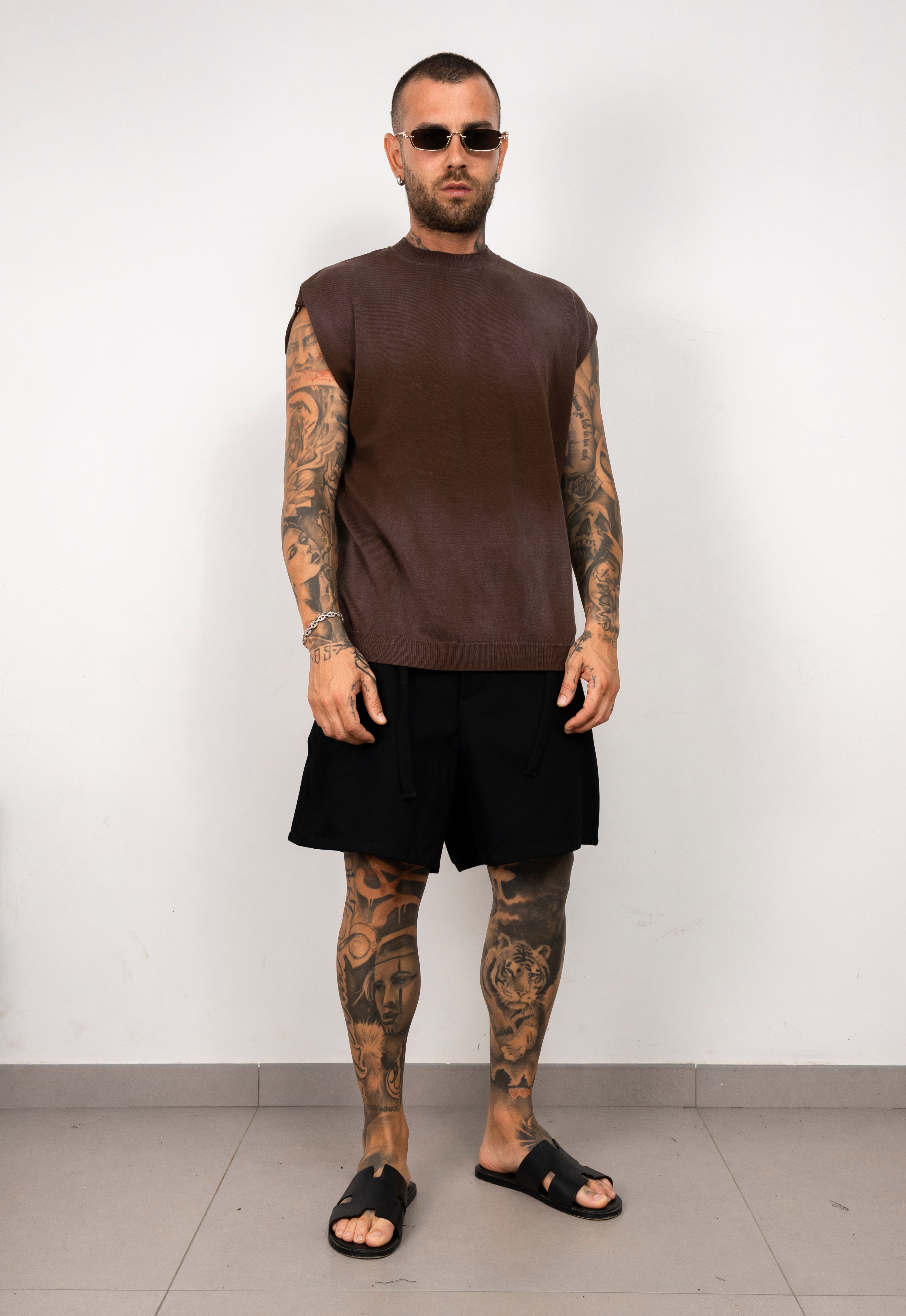 Maglia smanicata in filo