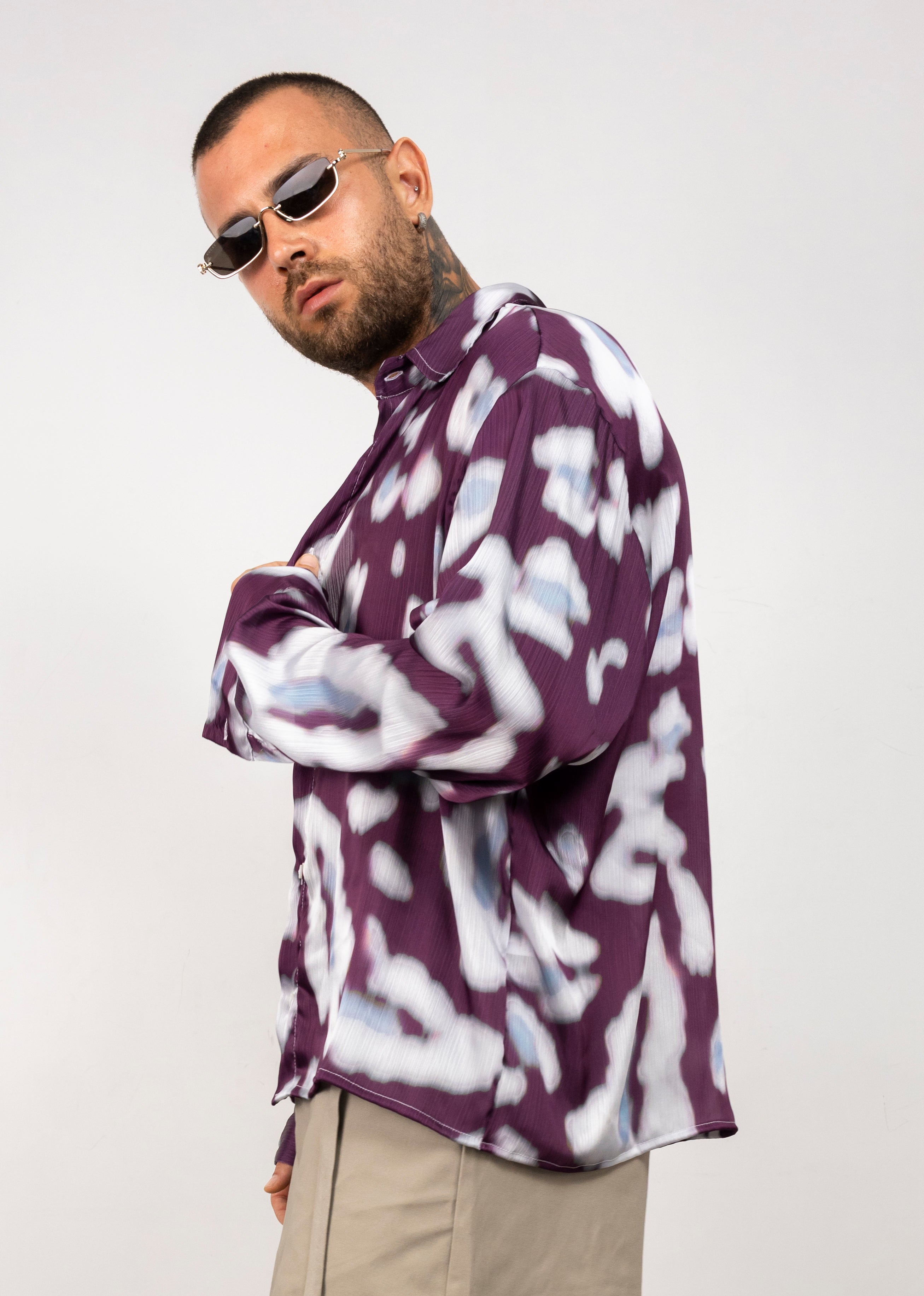 Camicia in viscosa astratta
