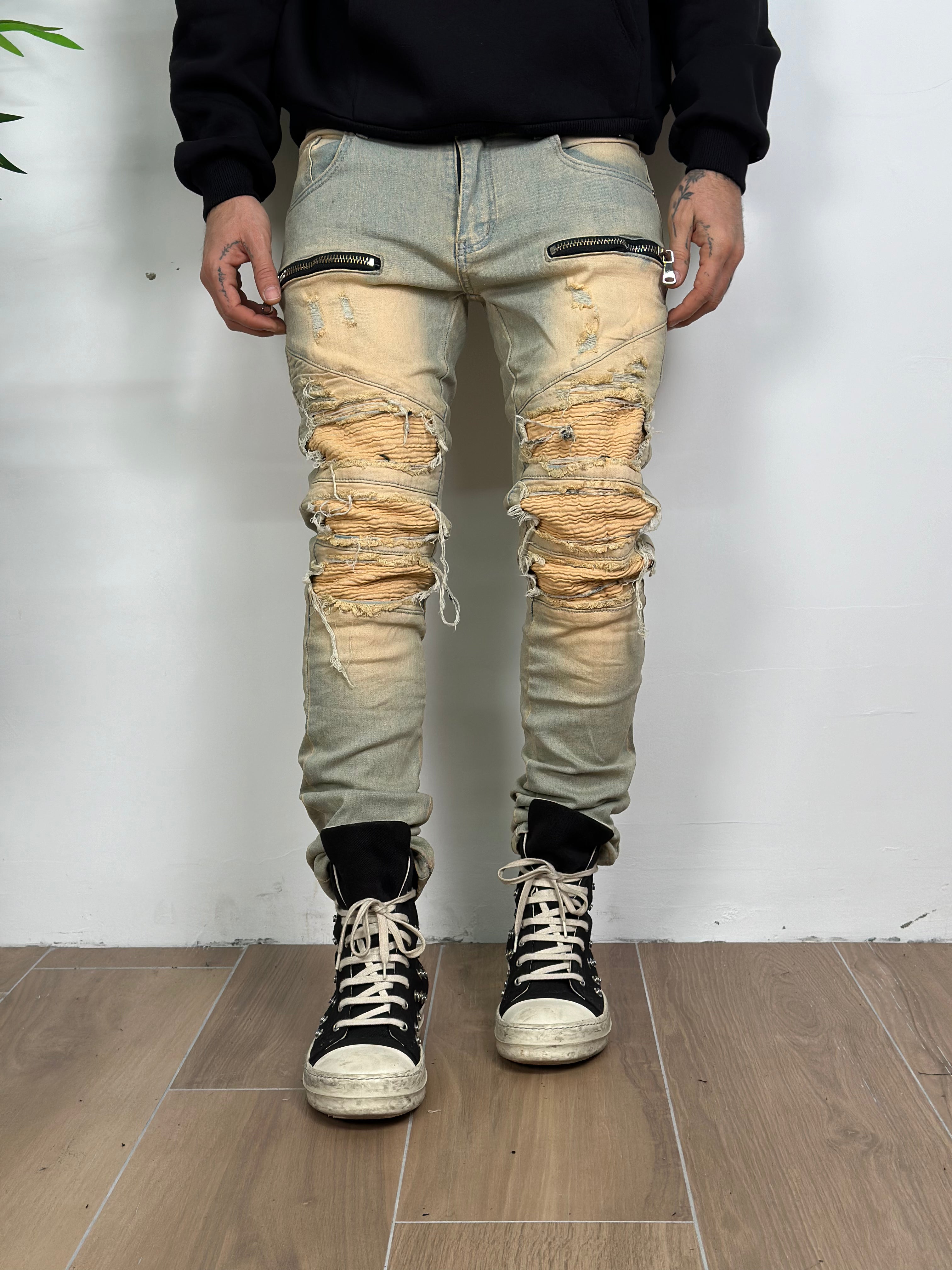 Skinny rotture sabbia