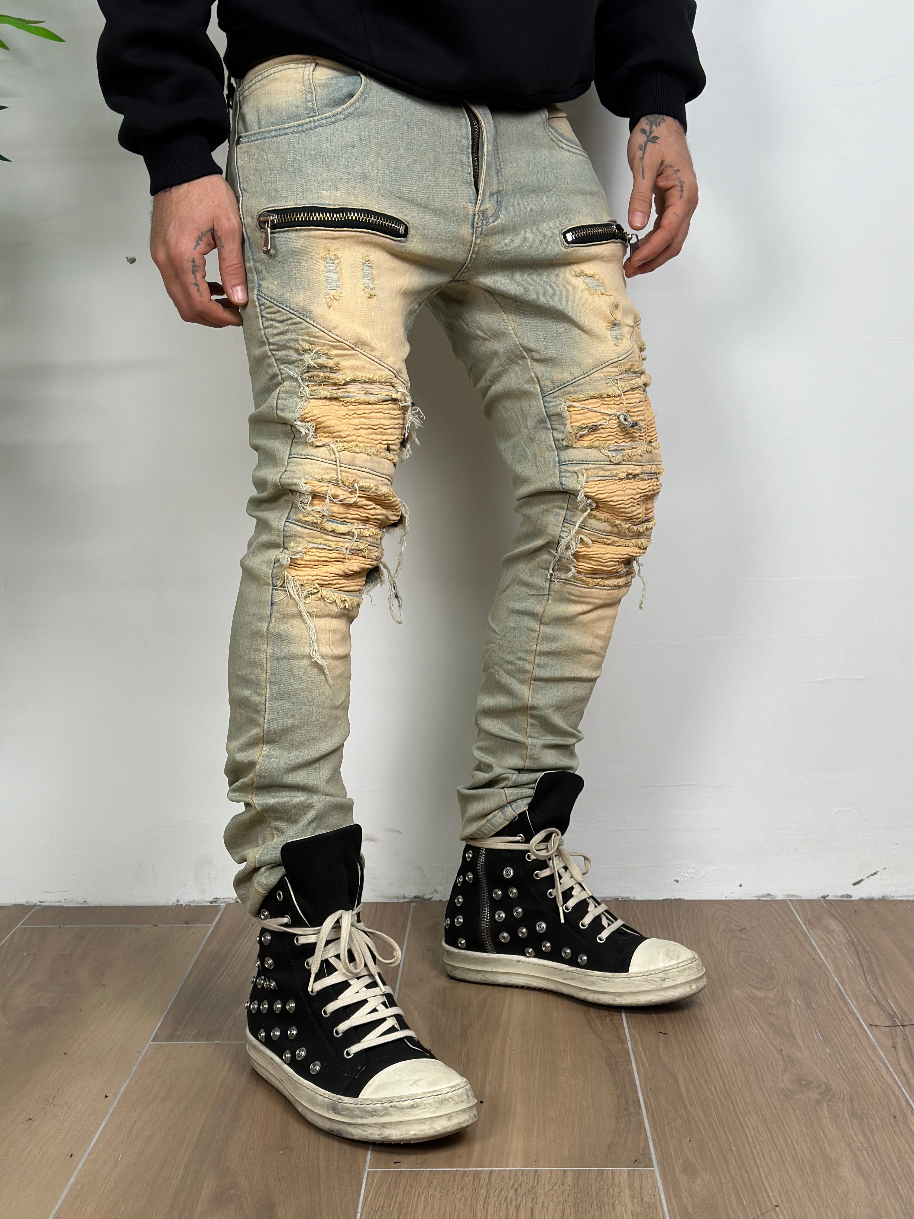 Skinny rotture sabbia