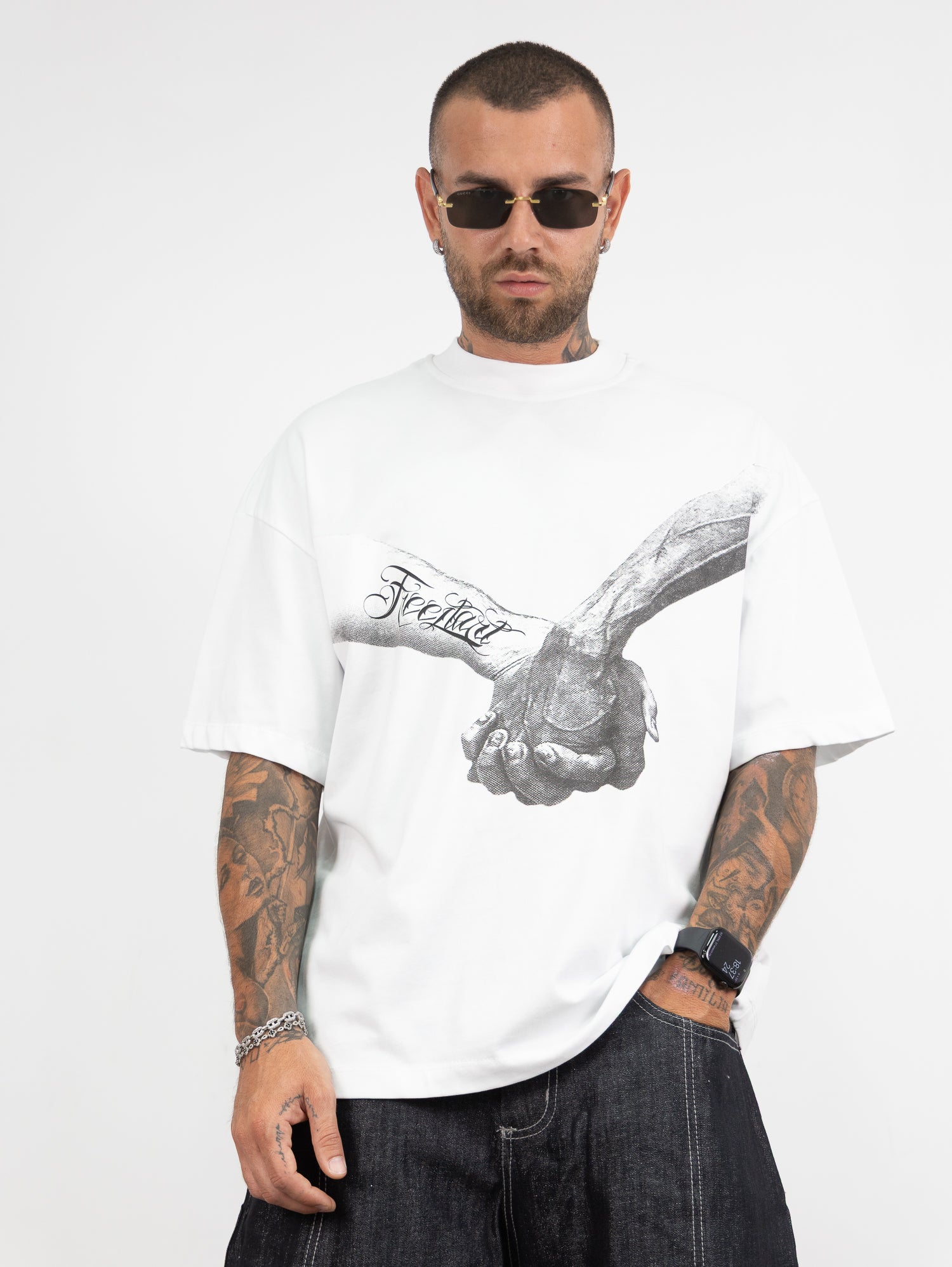 T-shirt manus