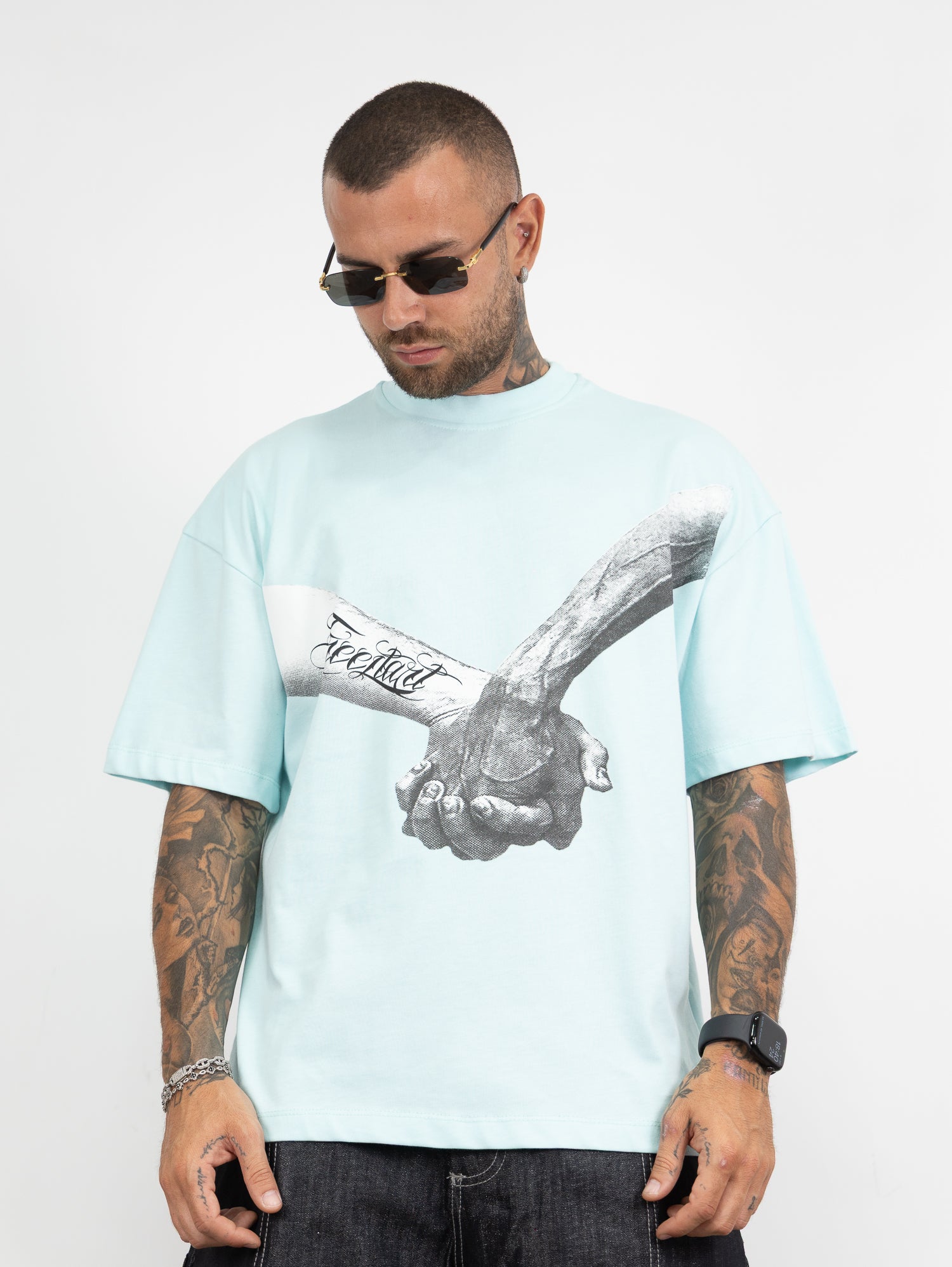 T-shirt manus