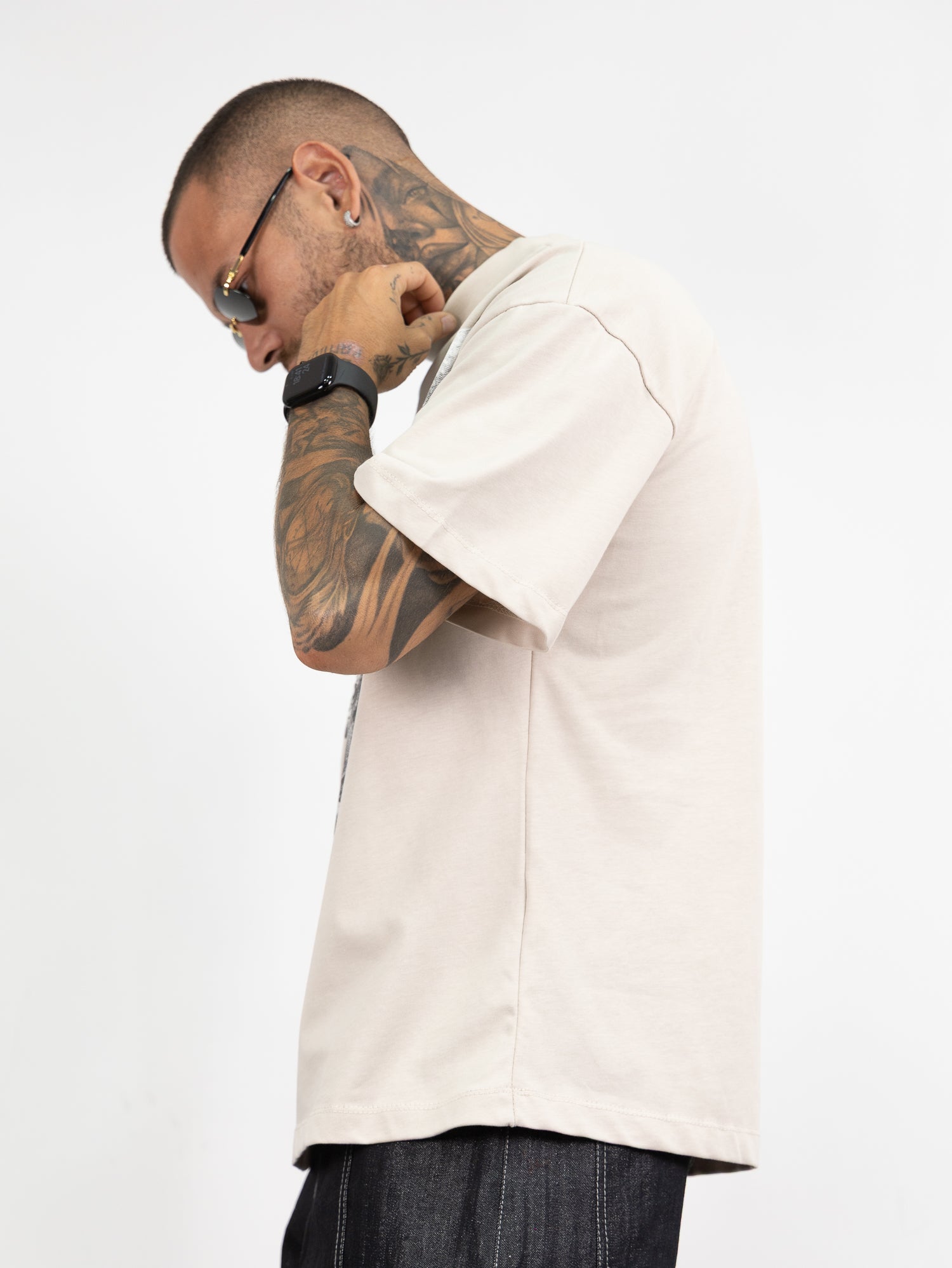 T-shirt manus