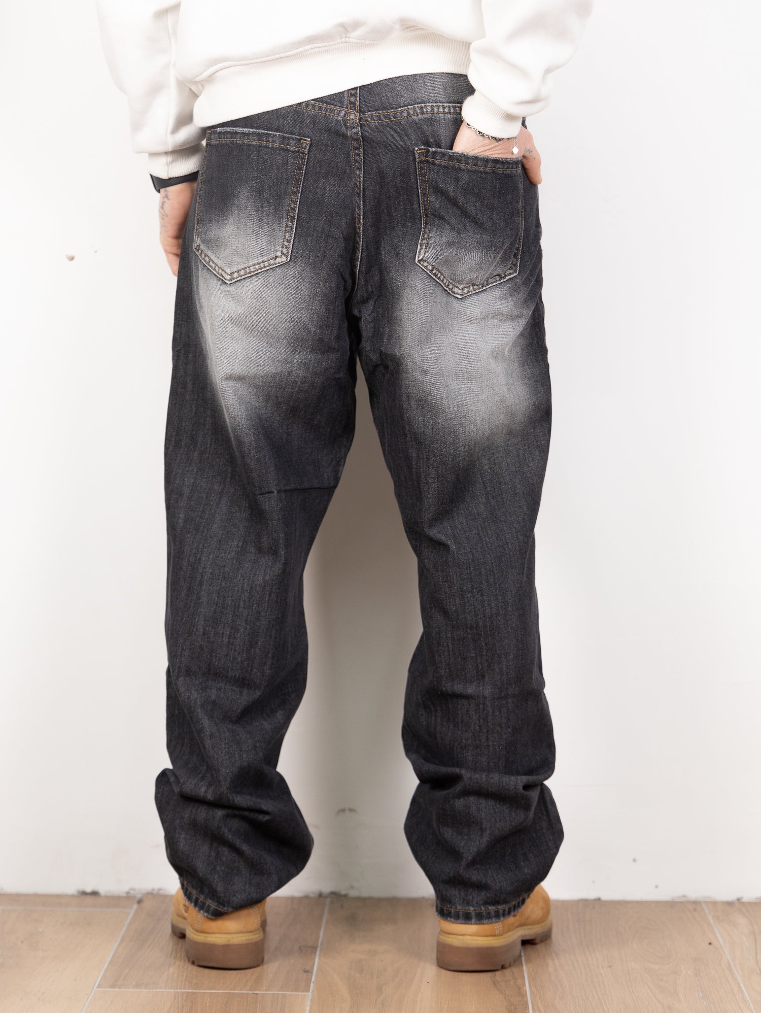 carpenter relax fit