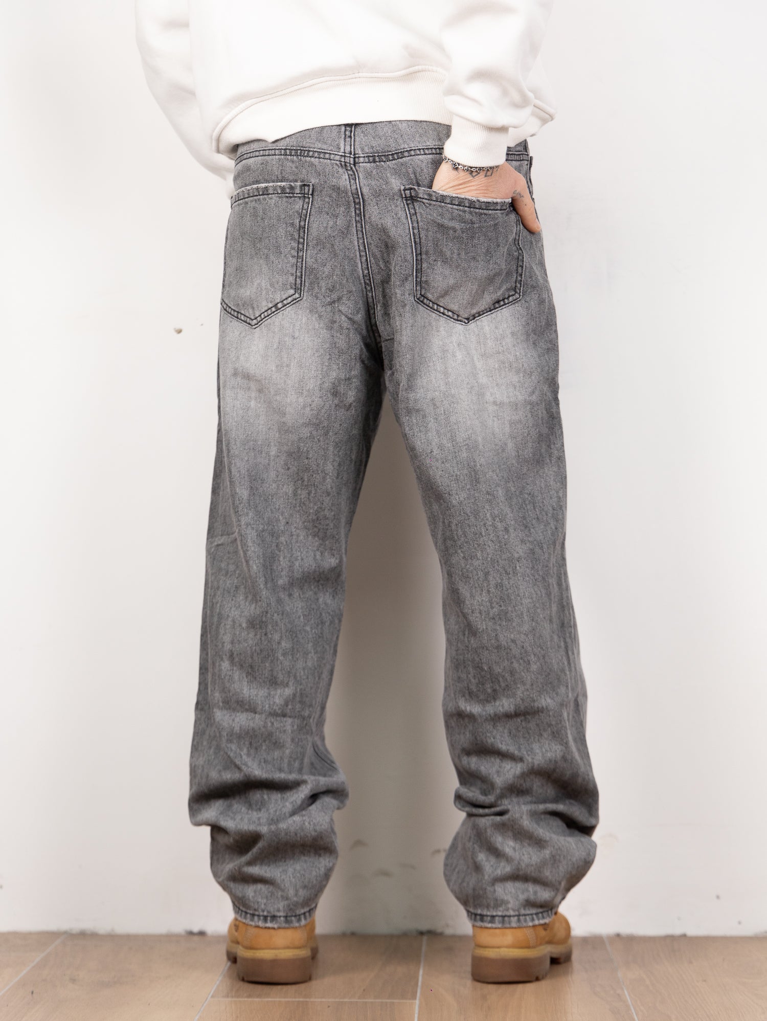 carpenter relax fit