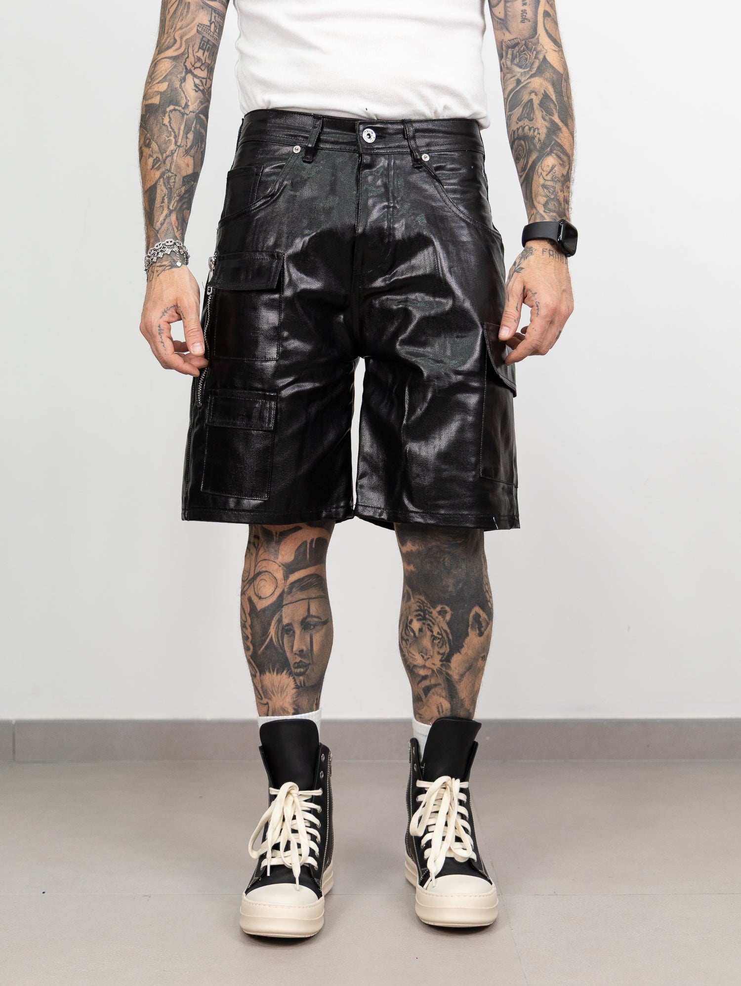 Short multipocket zip spalm
