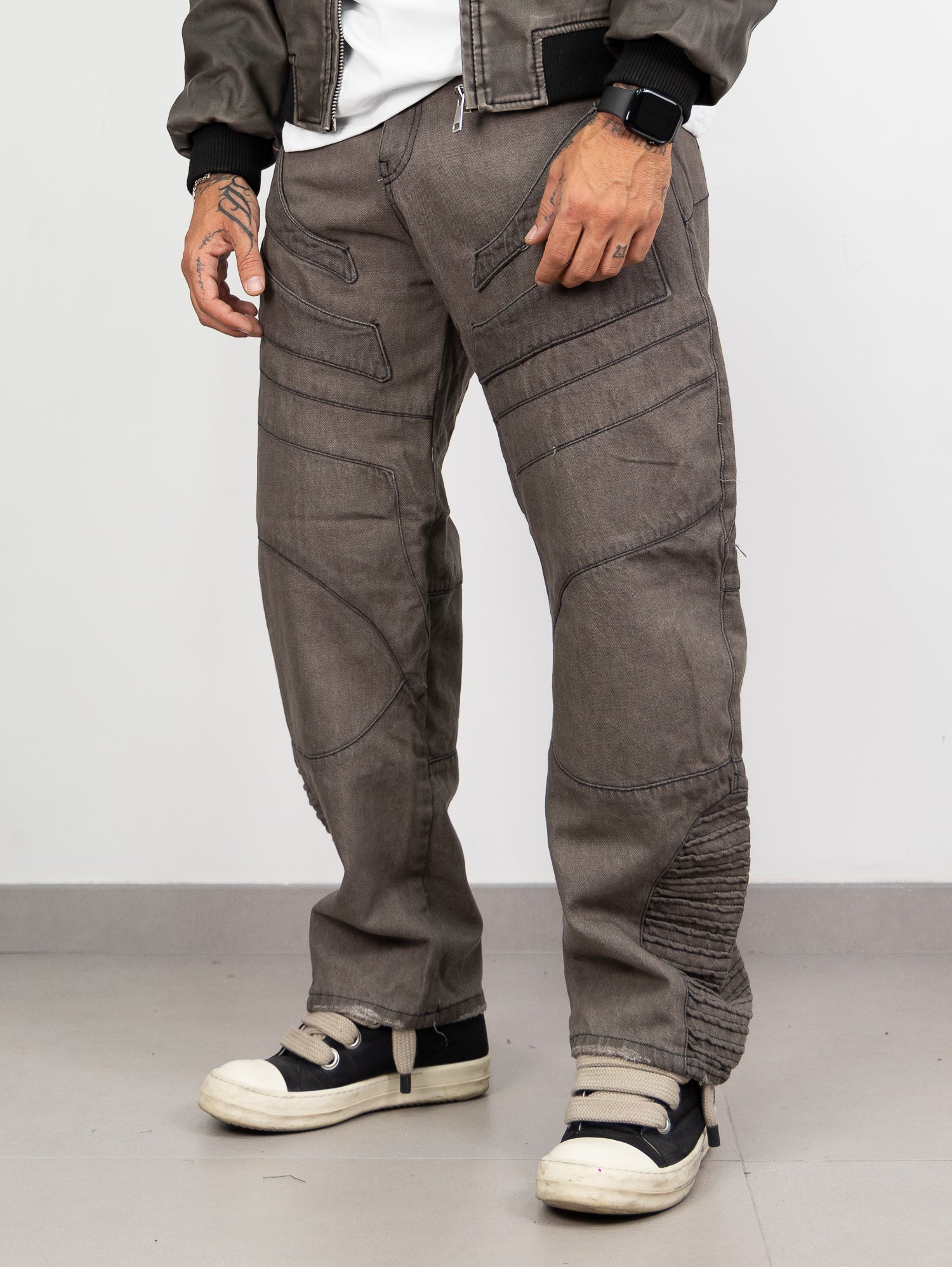 Jeans robot