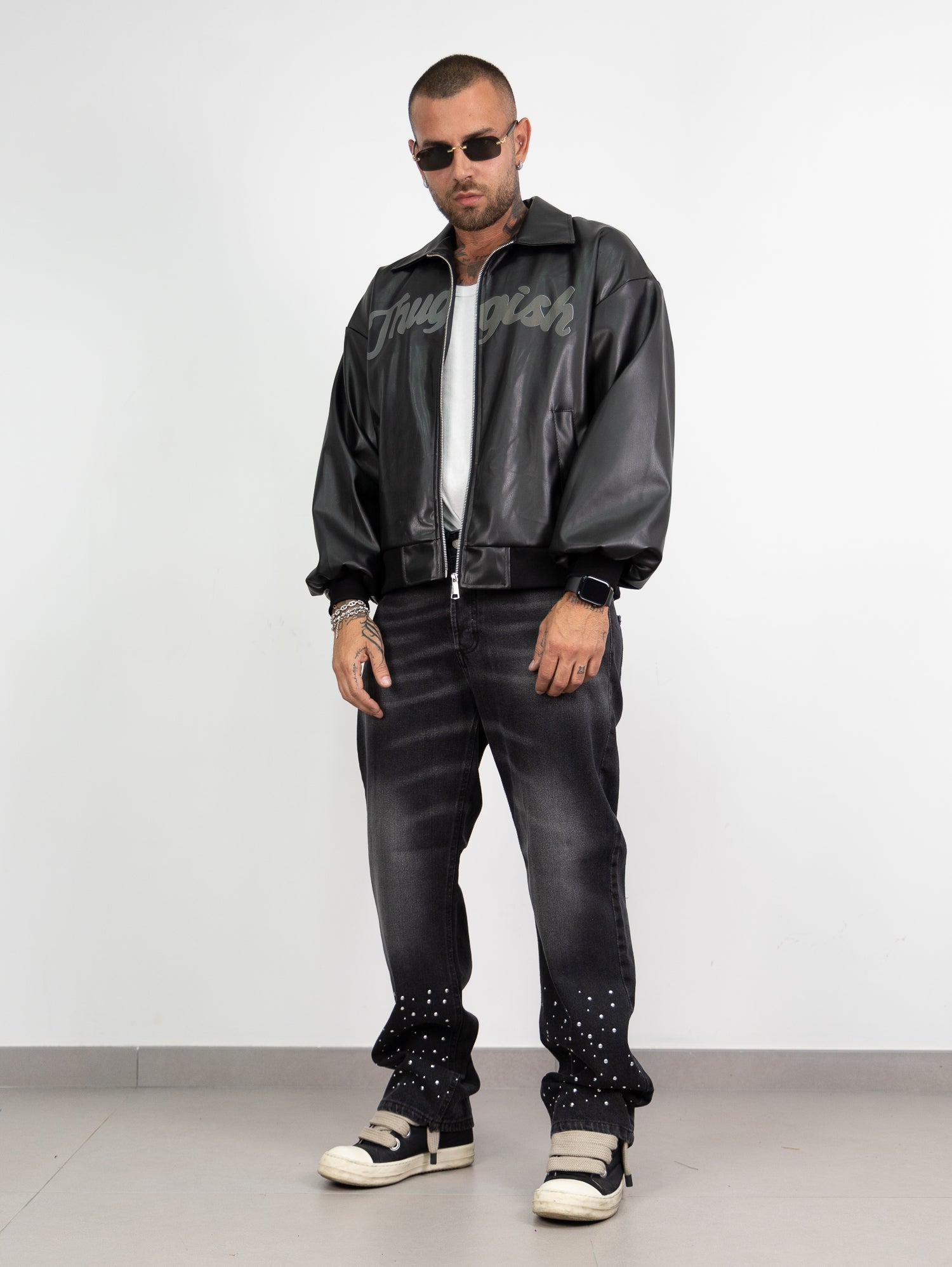 Bomber thuggish