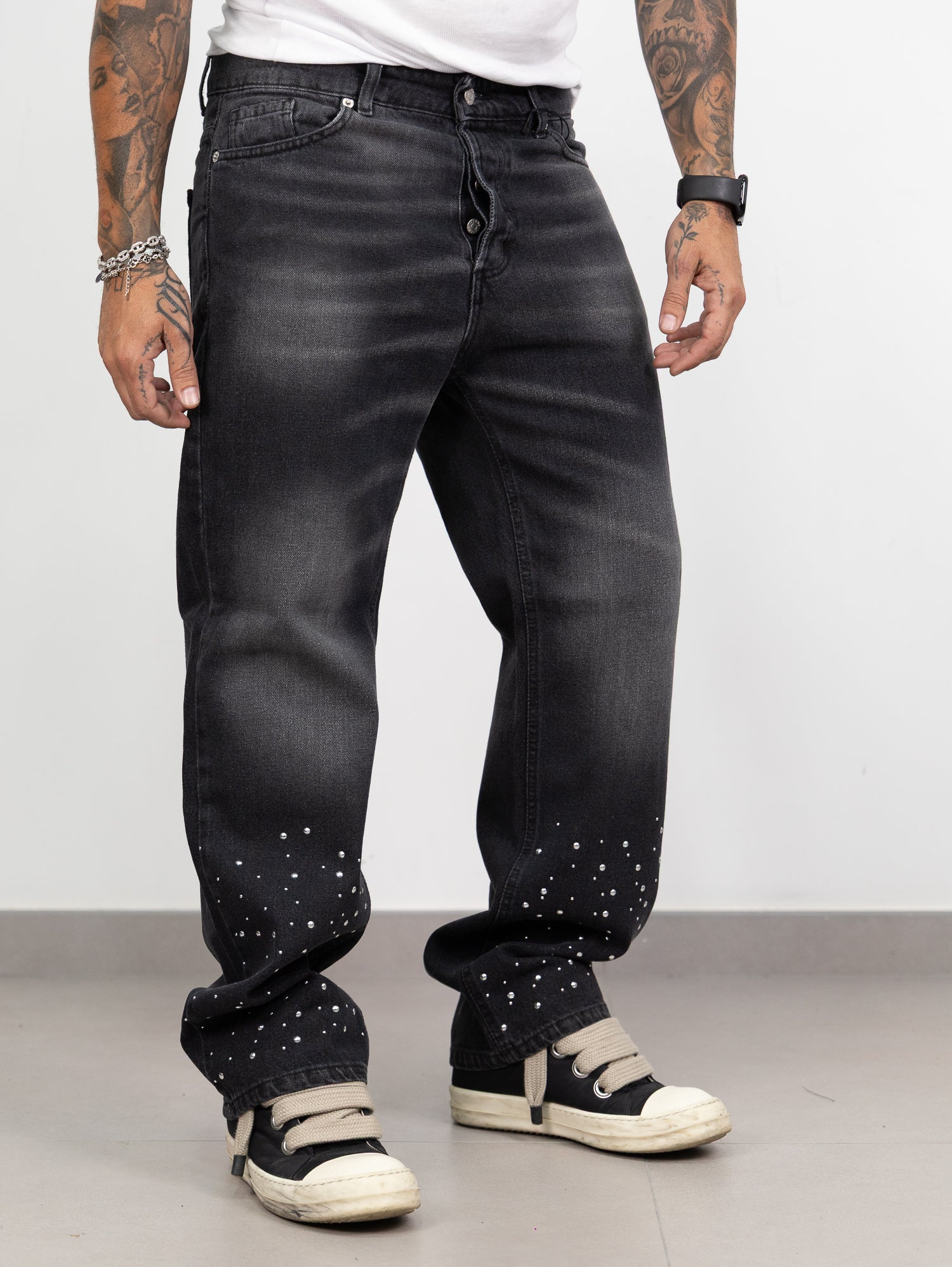 Baggy studs grey
