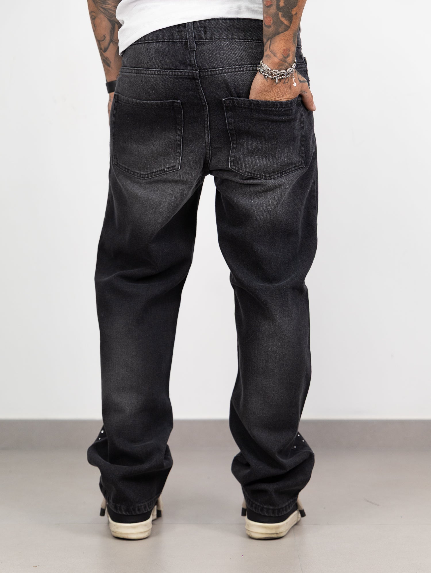 Baggy studs grey