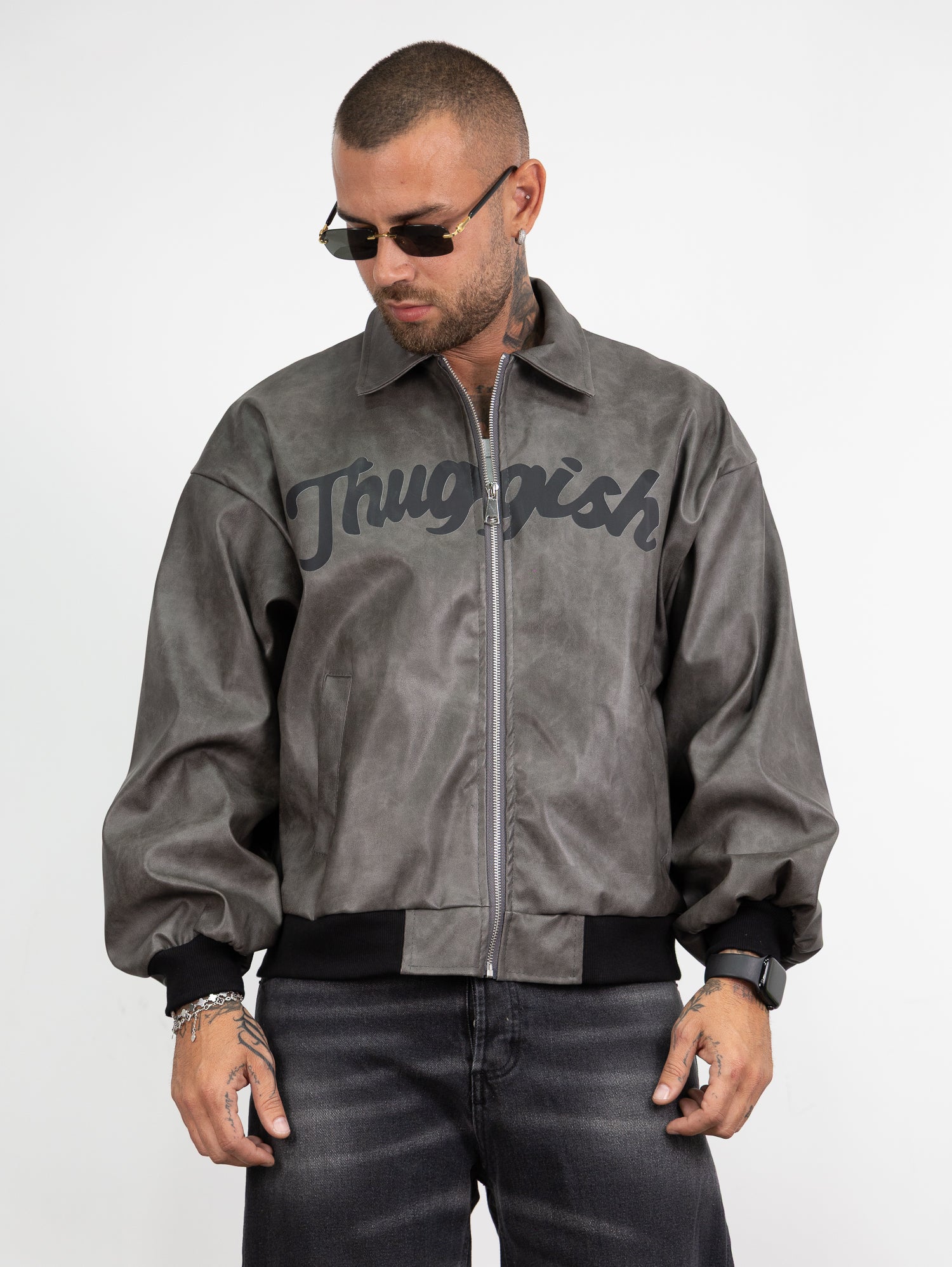 Bomber thuggish