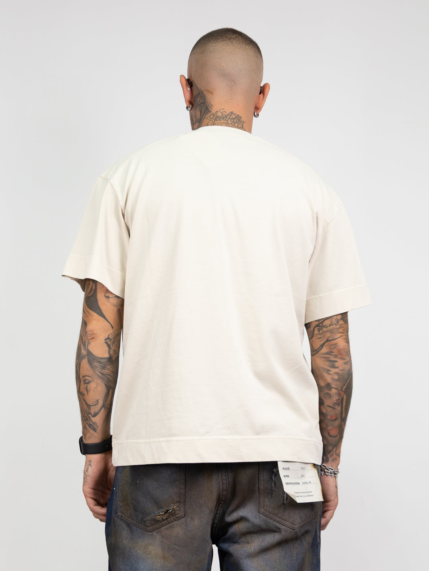 T-shirt bruciata con ricamo