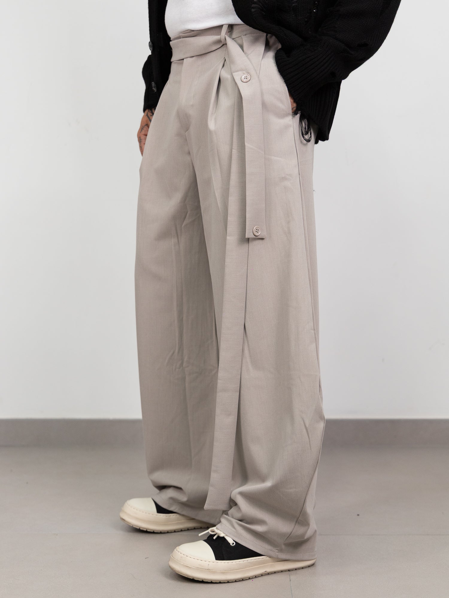 Pantalone belt