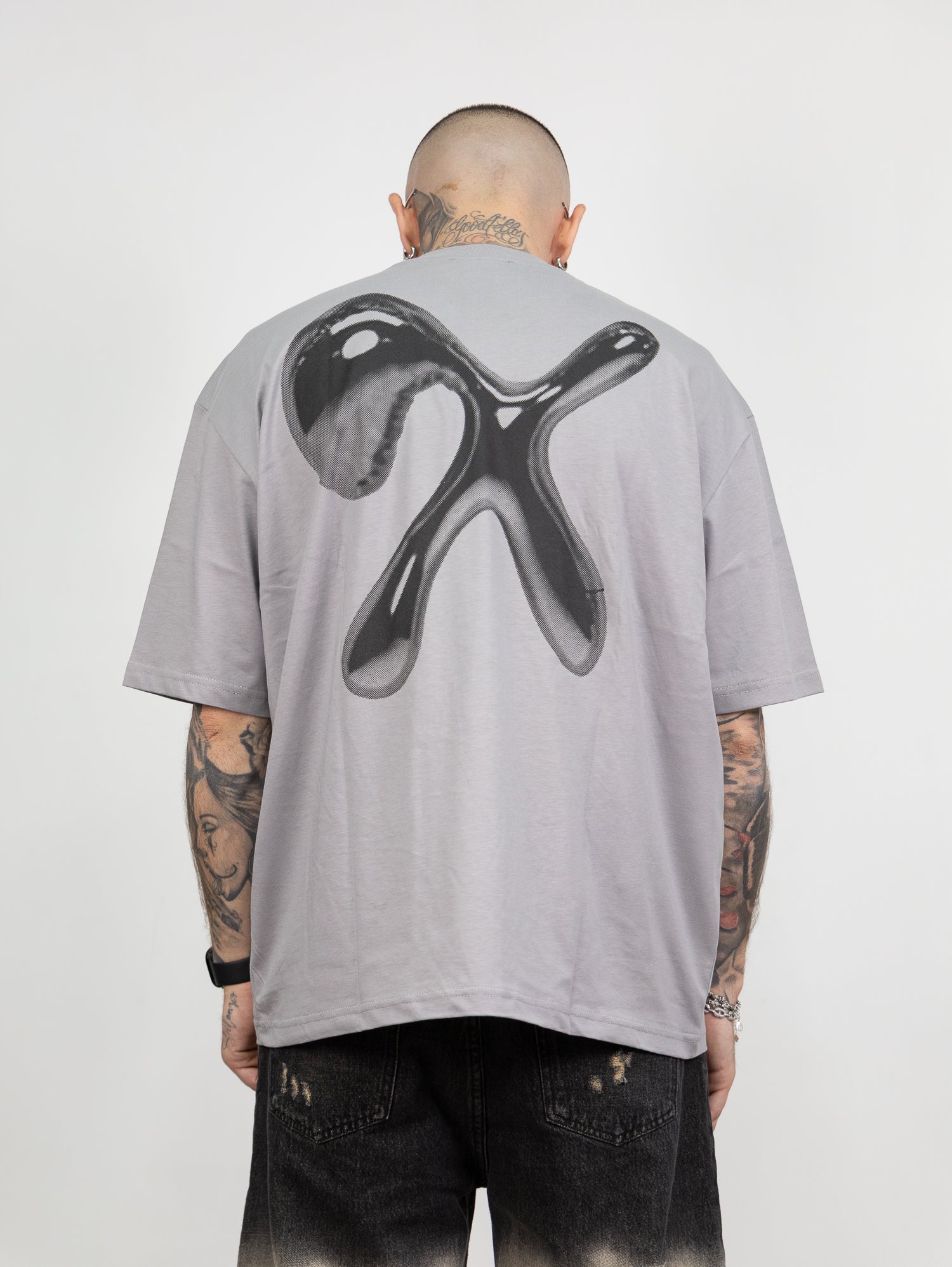 T-shirt empty x
