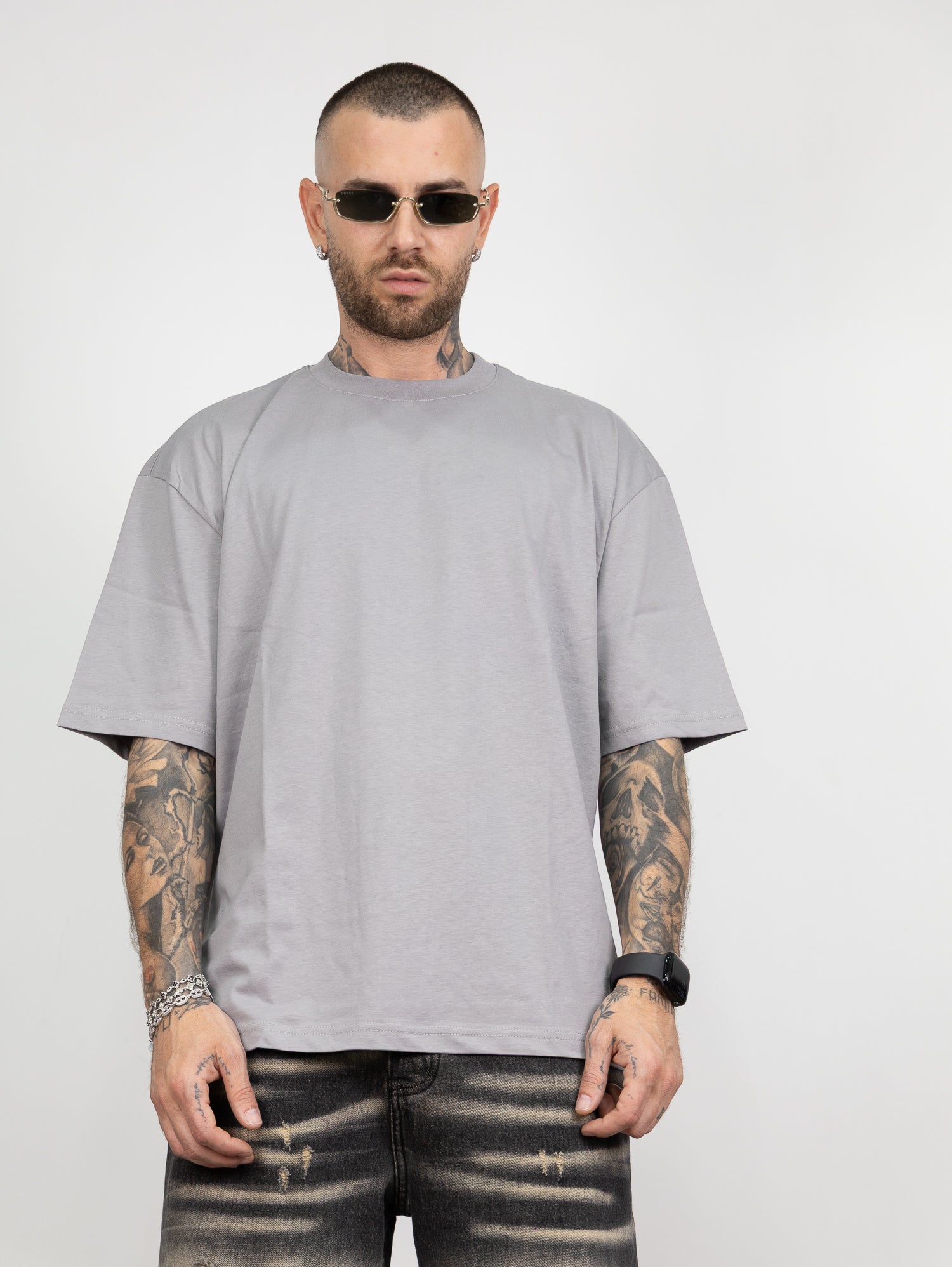 T-shirt empty x