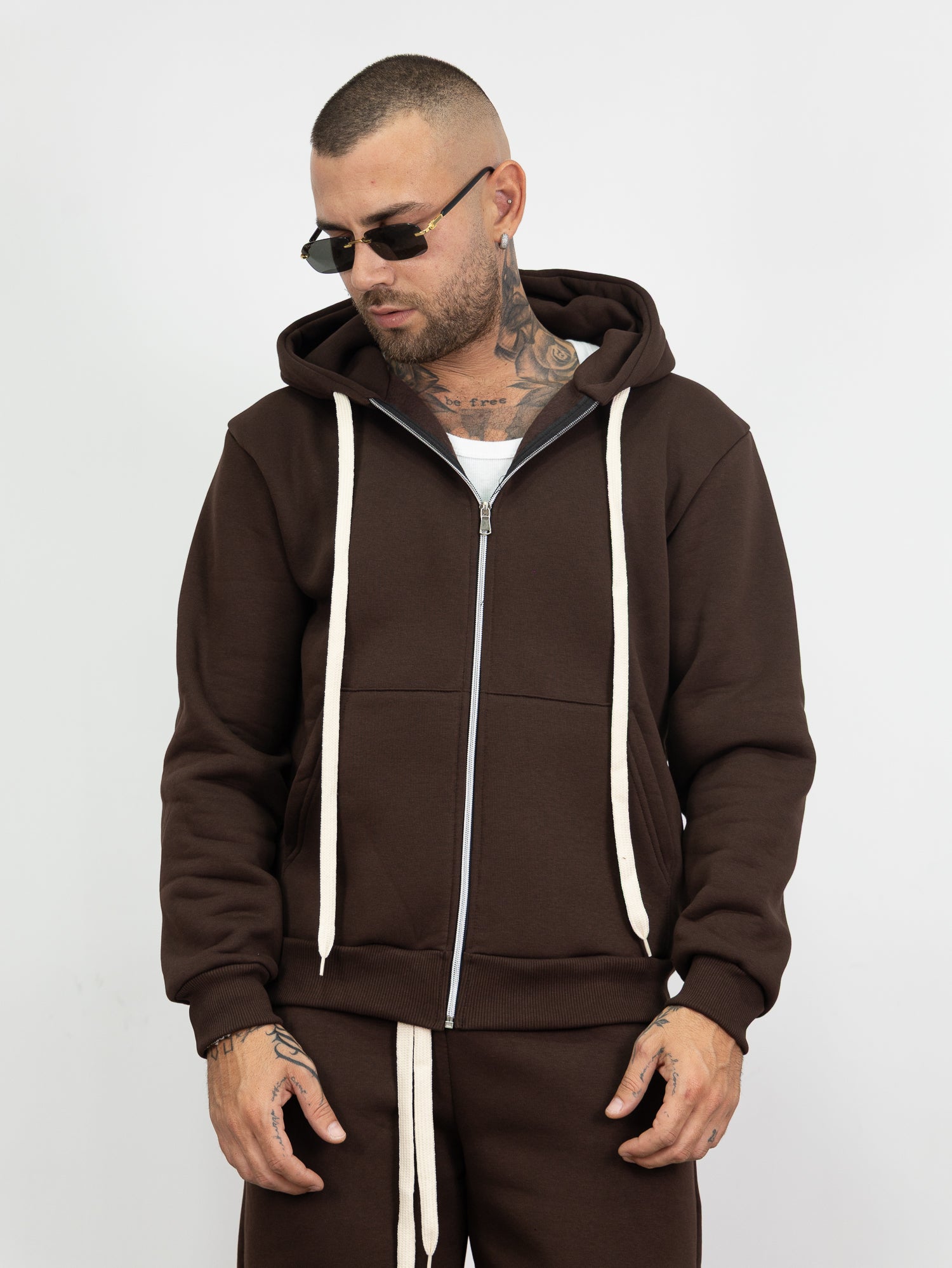 Tuta completa laccio e zip