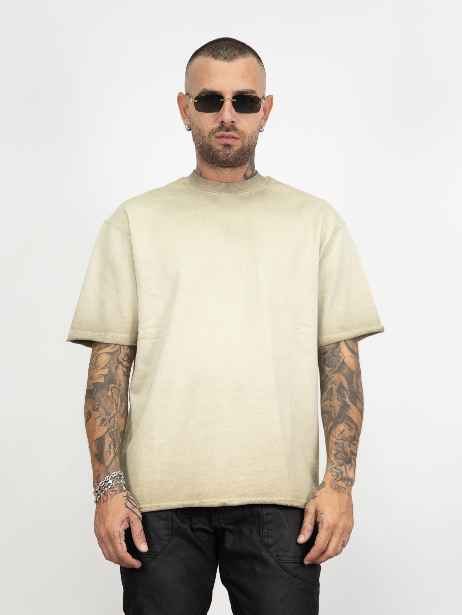 T-shirt resilience
