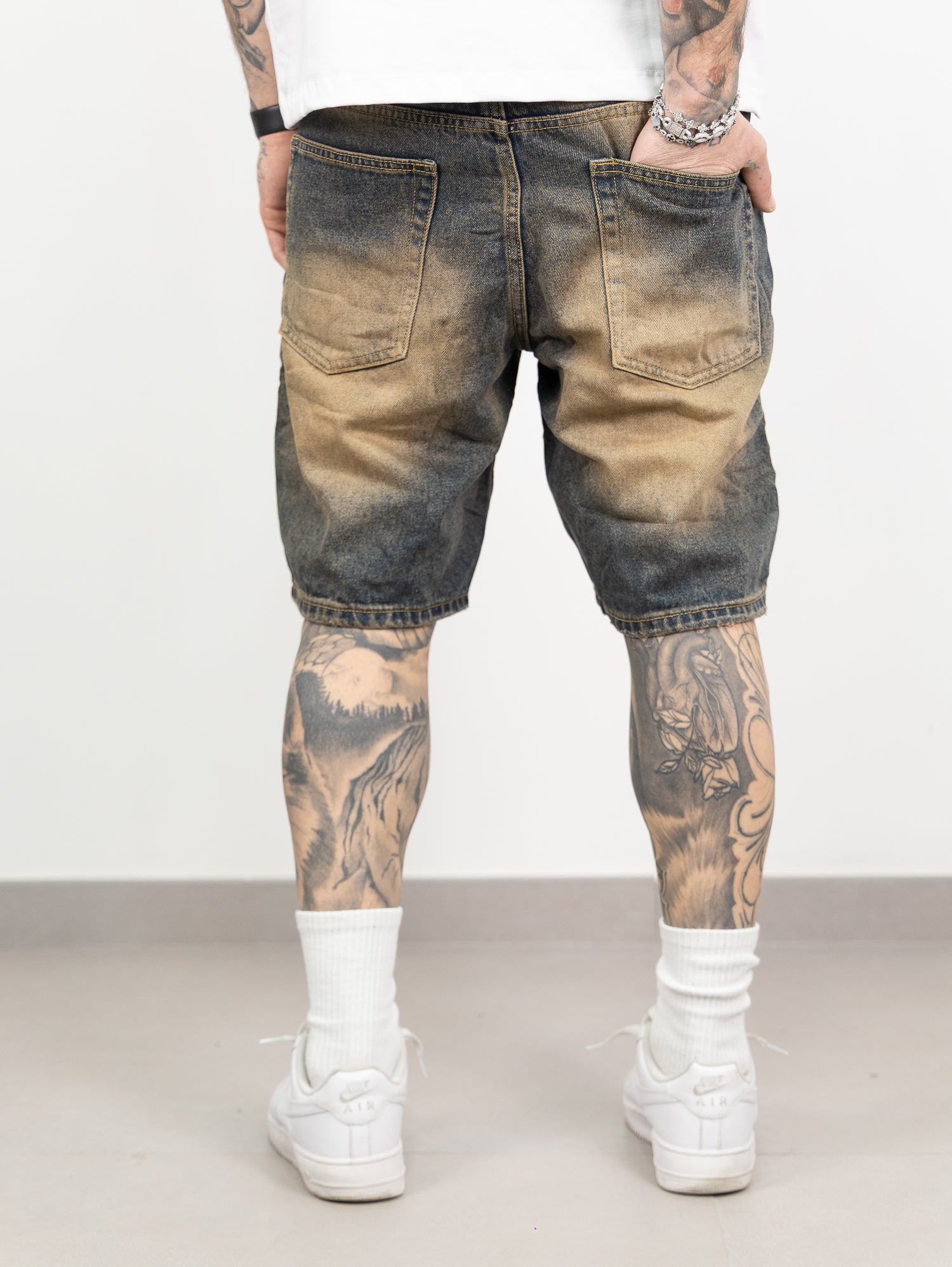 Short andrexx