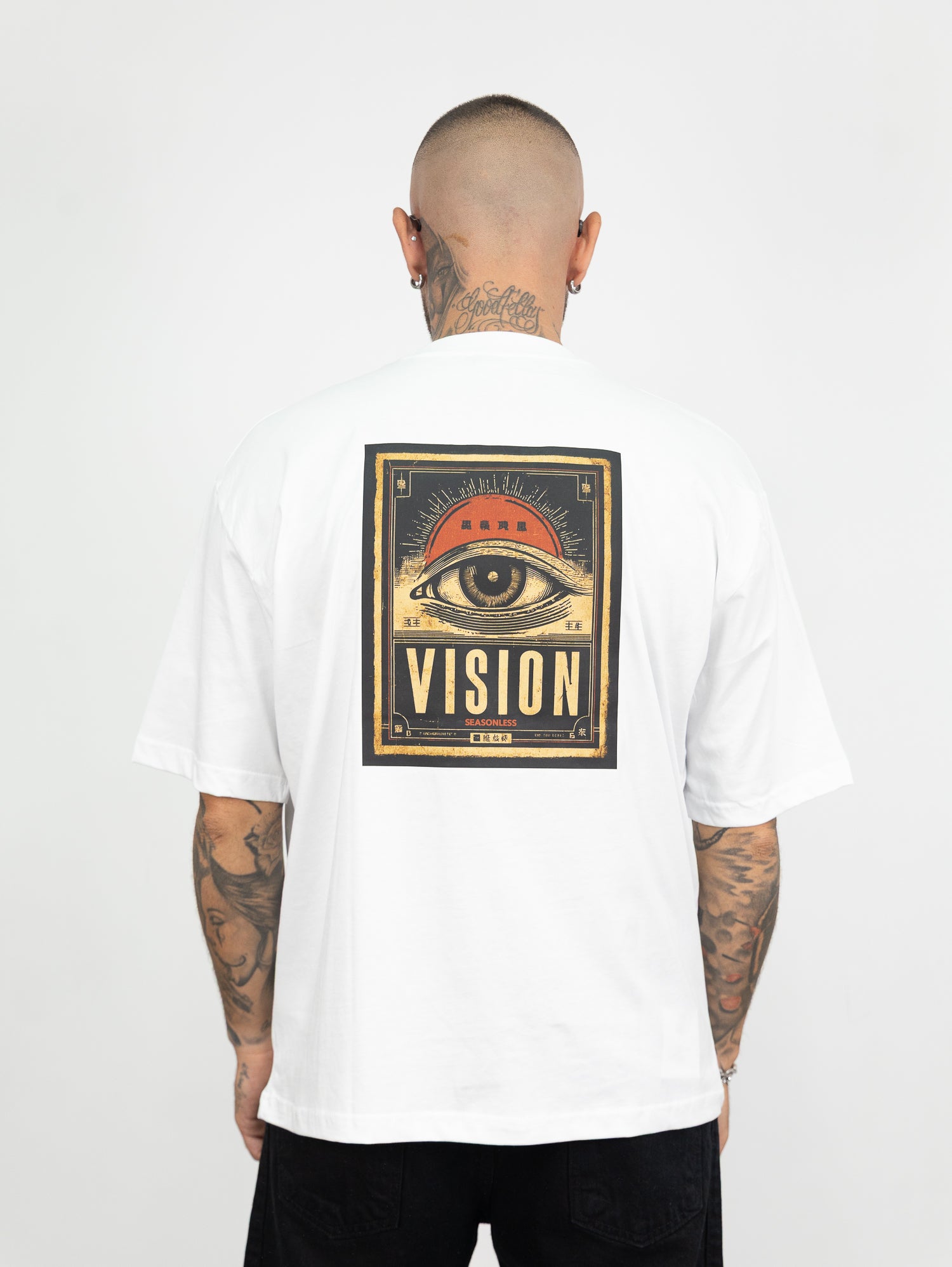 T-shirt vision