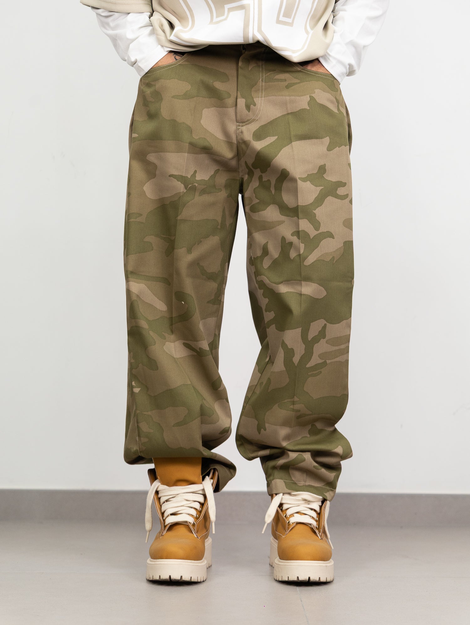 Pantalone mimetico