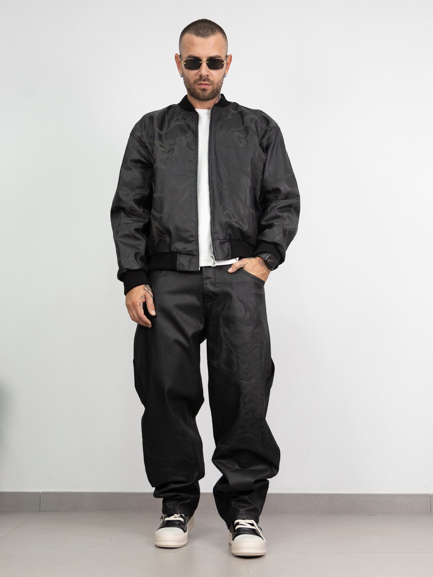 Coordset west light black