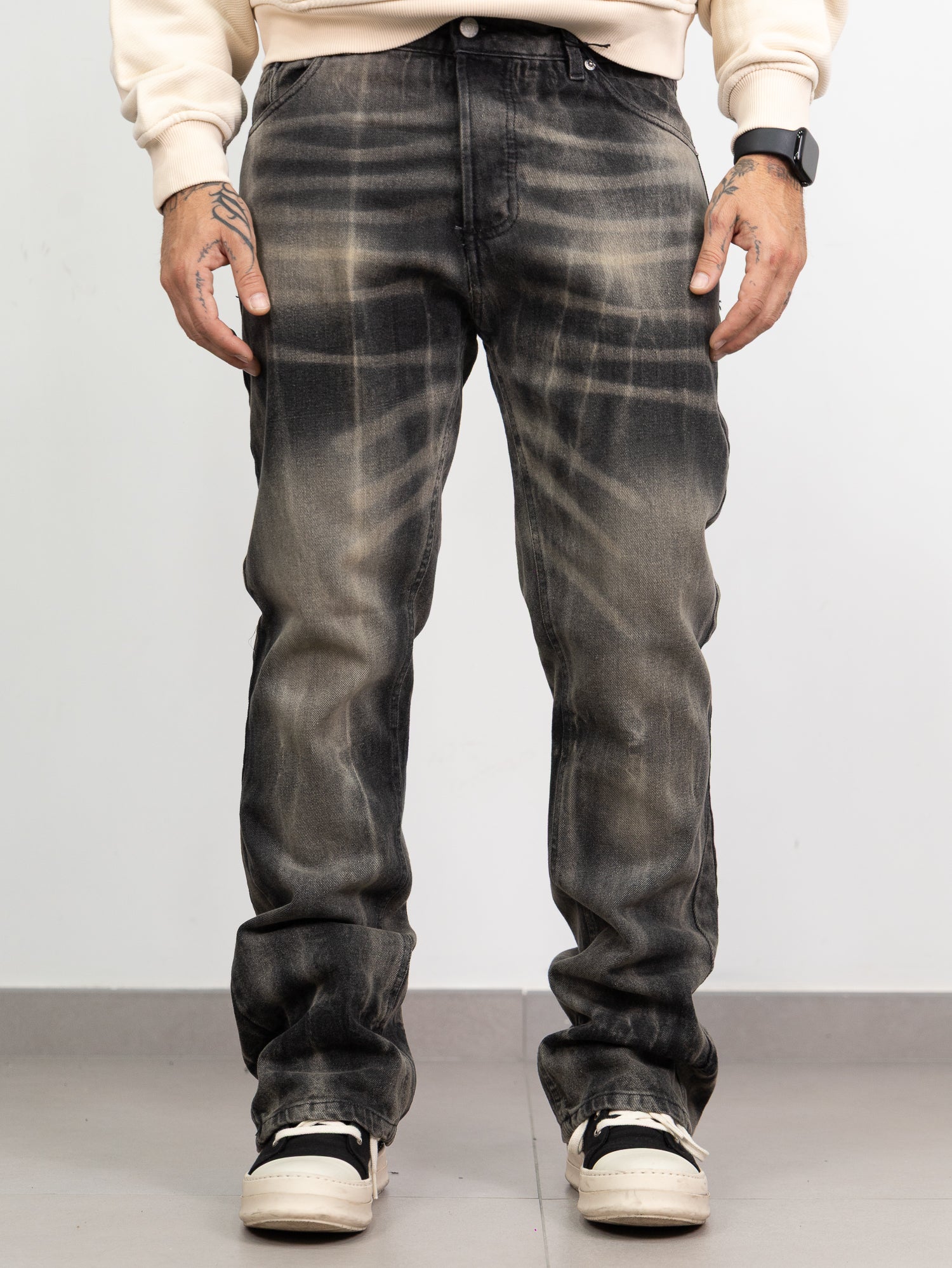 Baggy tinge black