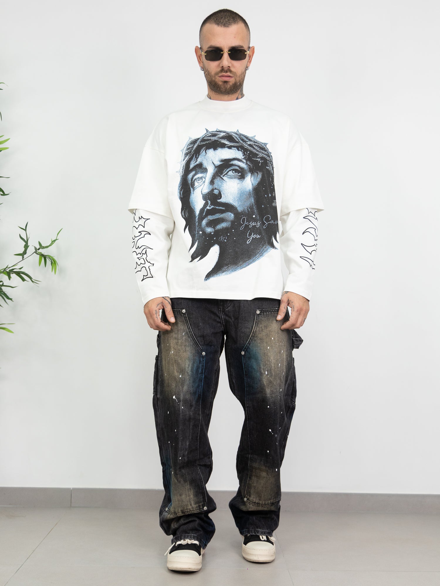 T-shirt double sleeve jesus